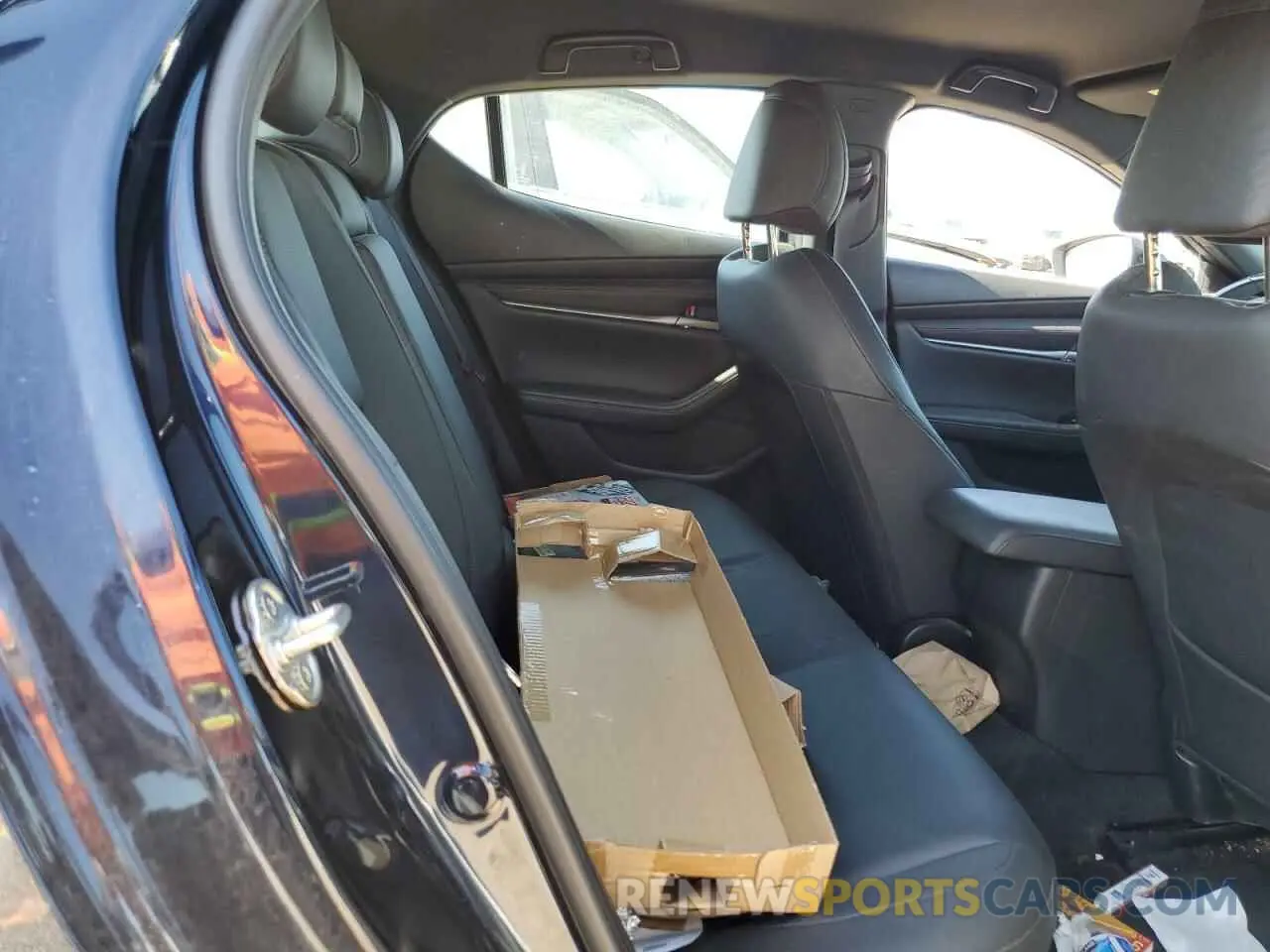 10 Photograph of a damaged car JM1BPAKM1R1708291 MAZDA 3 SELECT S 2024