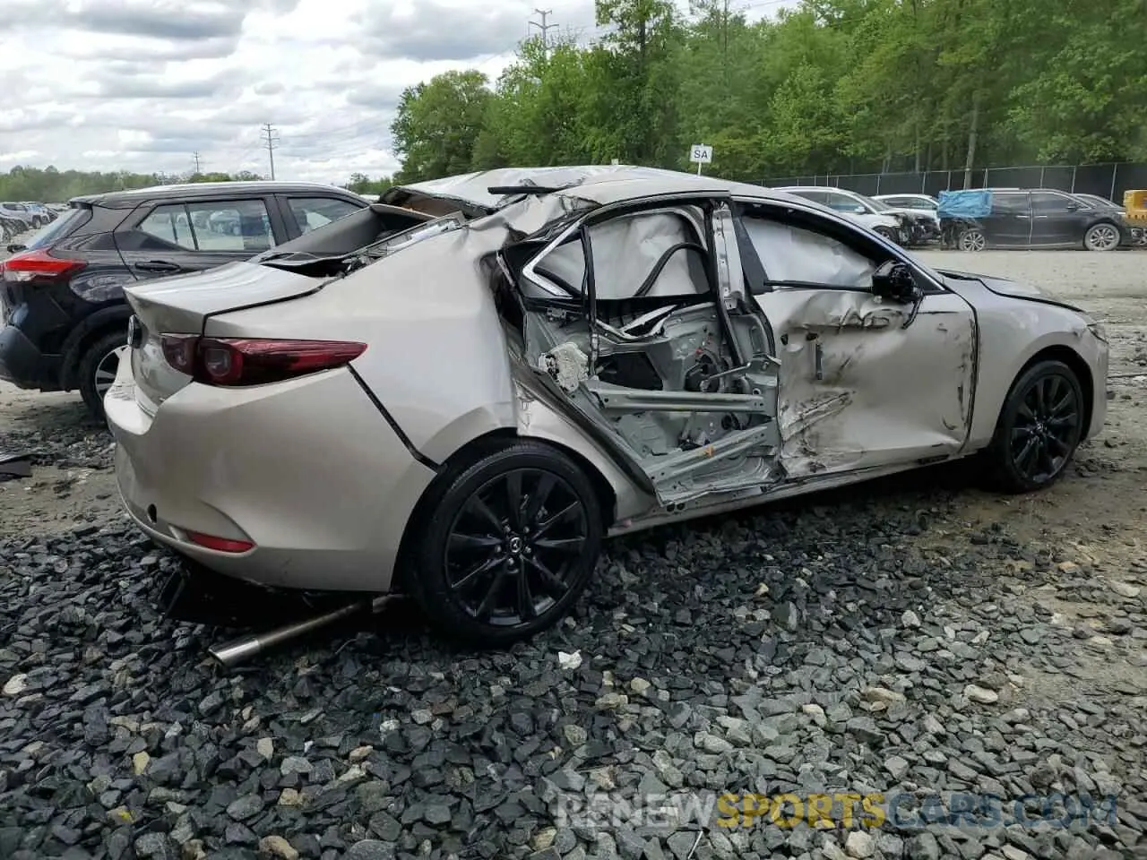 3 Photograph of a damaged car 3MZBPABM0SM460122 MAZDA 3 SELECT S 2025