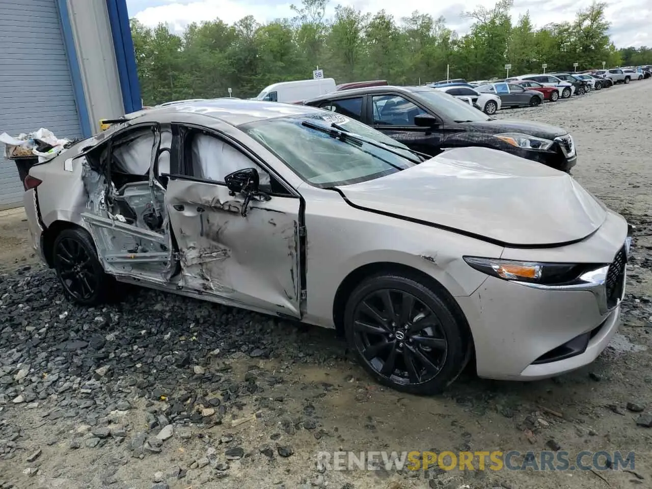 4 Photograph of a damaged car 3MZBPABM0SM460122 MAZDA 3 SELECT S 2025