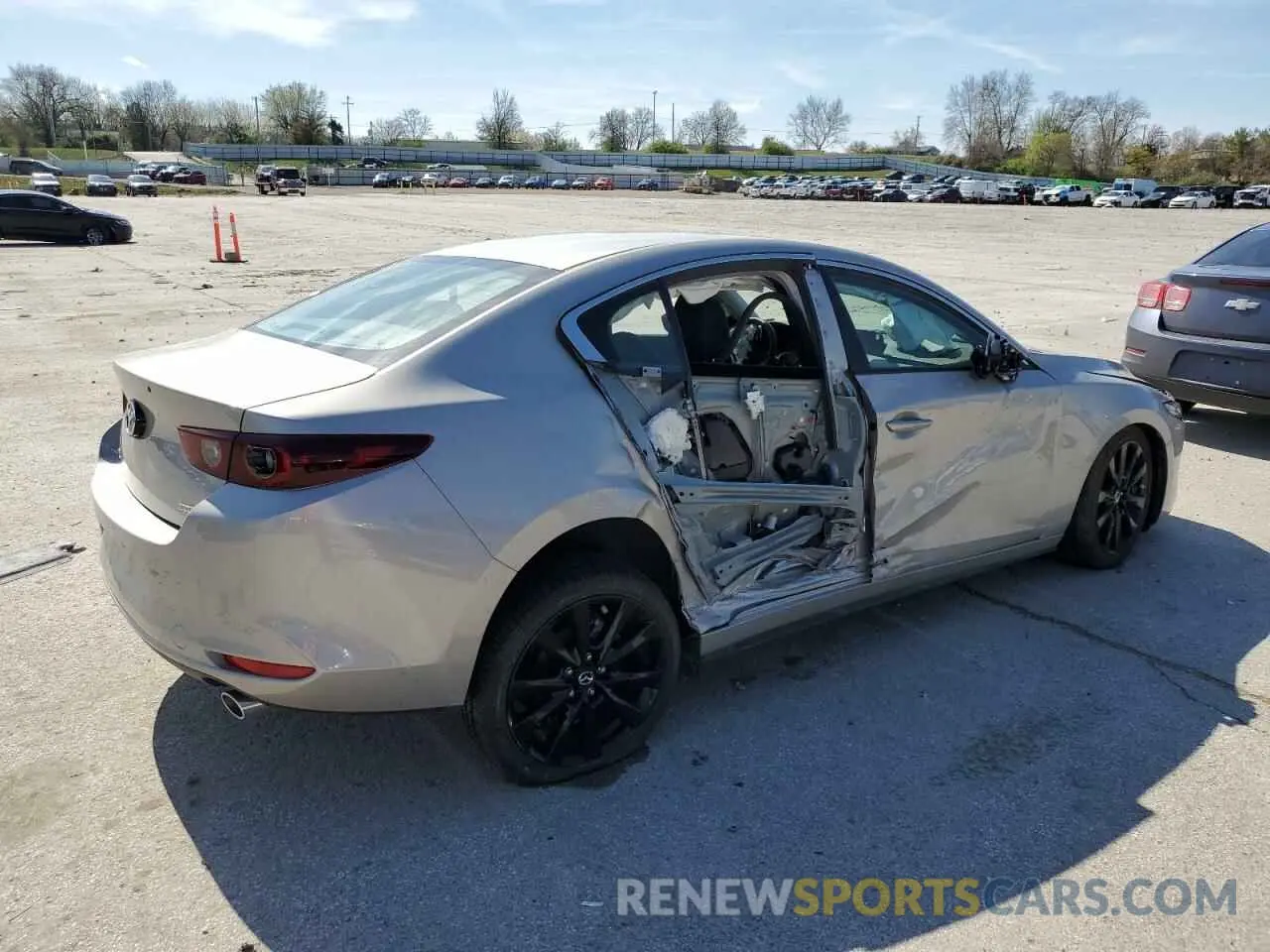 3 Photograph of a damaged car 3MZBPABM1SM458167 MAZDA 3 SELECT S 2025