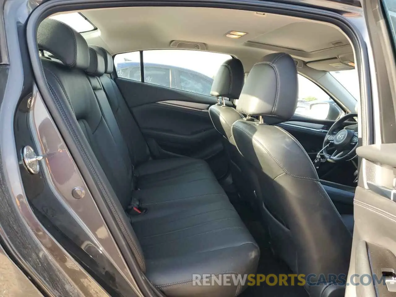 10 Photograph of a damaged car JM1GL1TY8K1501518 MAZDA 6 2019