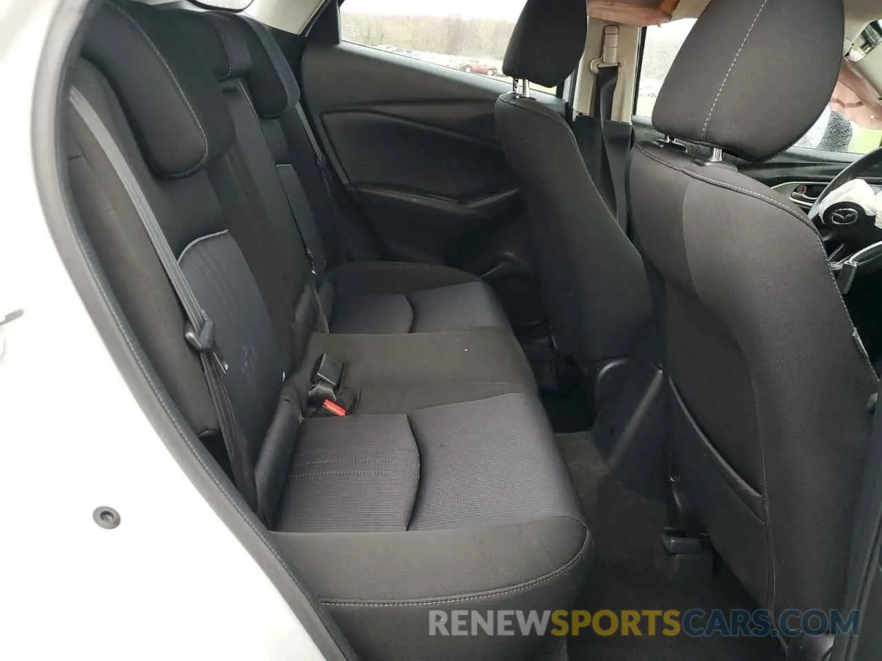 12 Photograph of a damaged car JM1DKDB70K0443216 MAZDA CX-3 2019