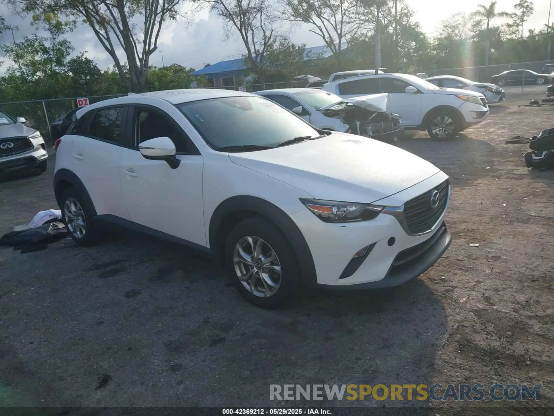 1 Photograph of a damaged car JM1DKDB70K1457899 MAZDA CX-3 2019