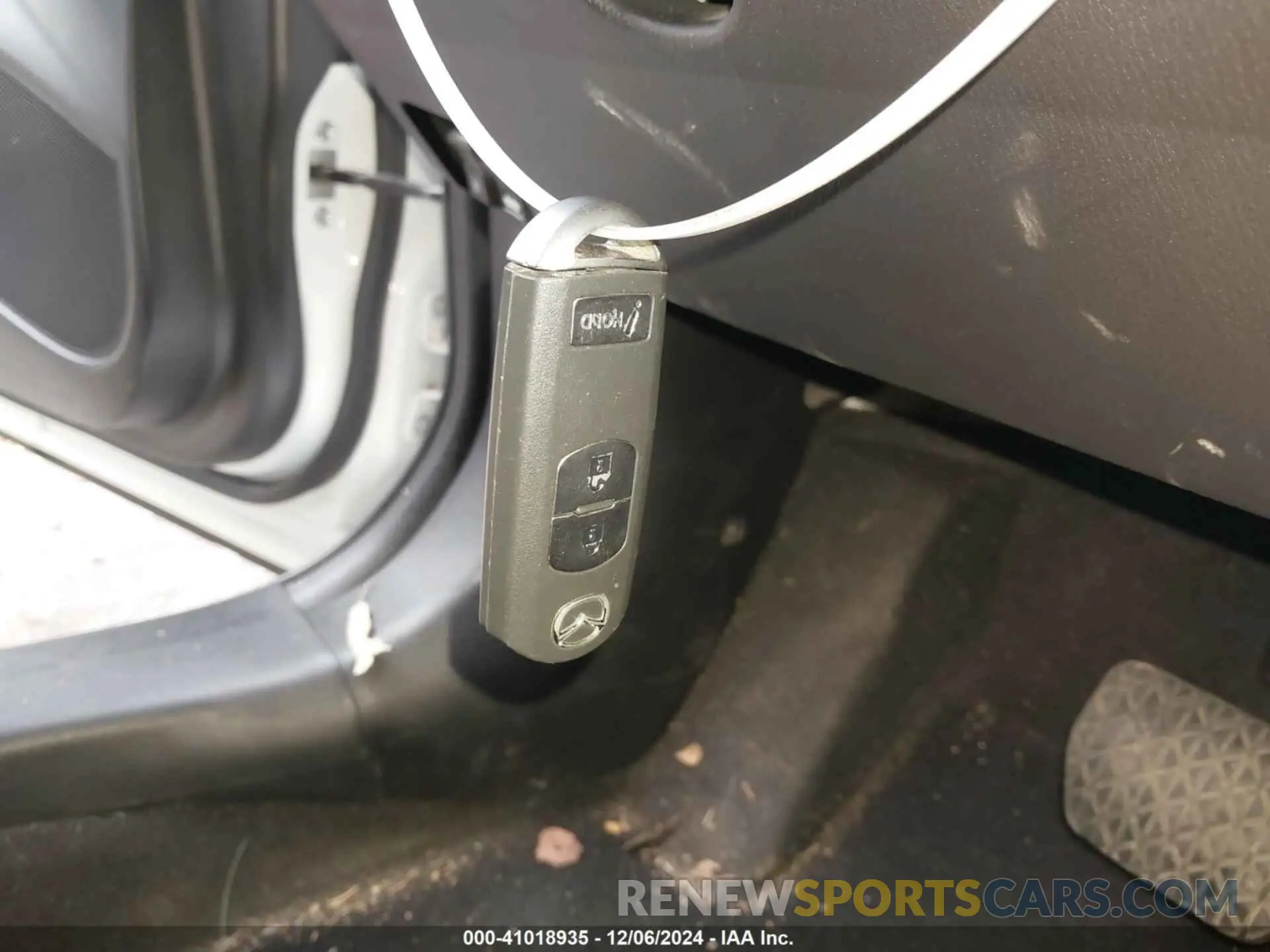 11 Photograph of a damaged car JM1DKDB73K1409779 MAZDA CX-3 2019
