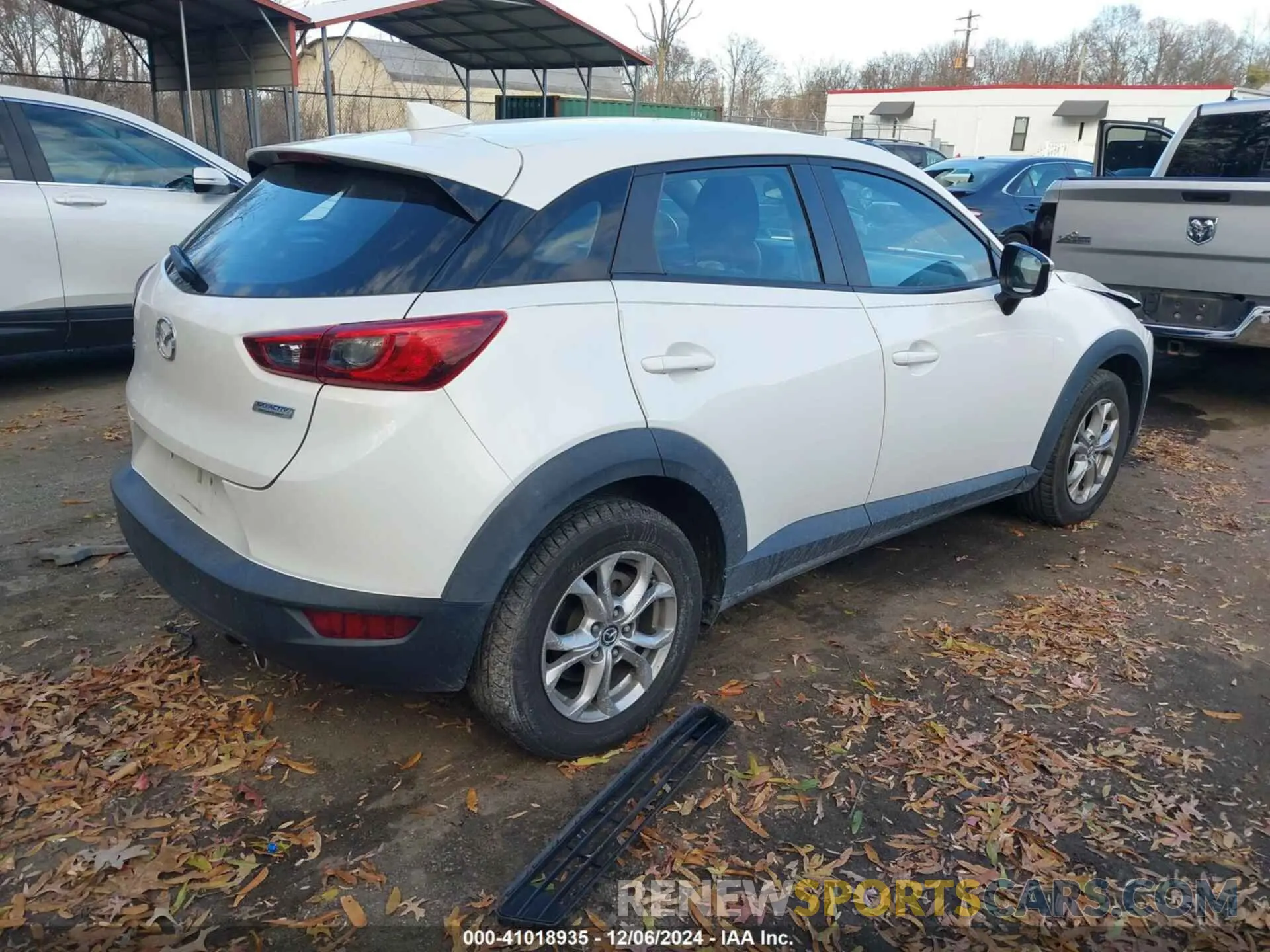 4 Photograph of a damaged car JM1DKDB73K1409779 MAZDA CX-3 2019