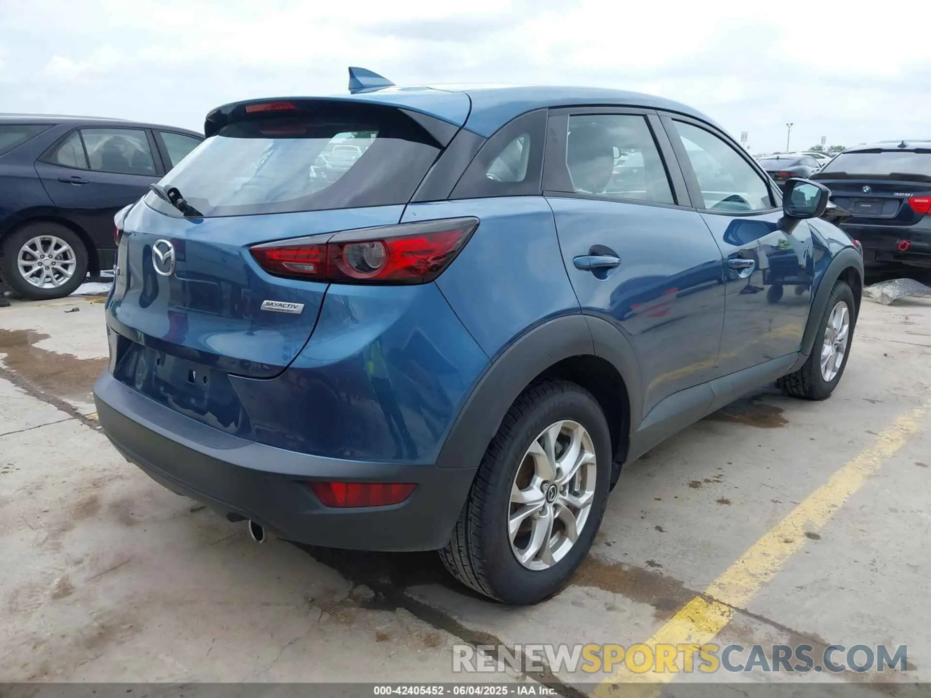 4 Photograph of a damaged car JM1DKDB73K1450154 MAZDA CX-3 2019