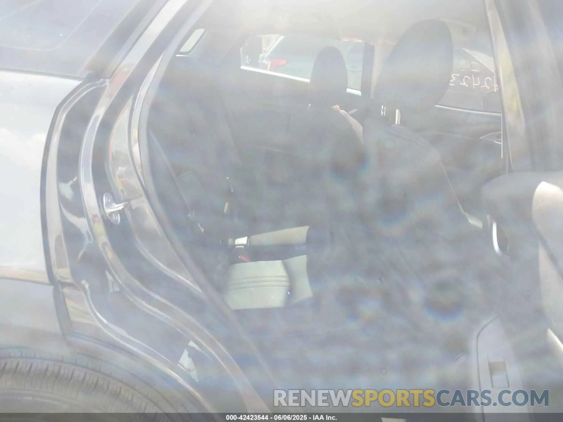8 Photograph of a damaged car JM1DKDB73K1451255 MAZDA CX-3 2019