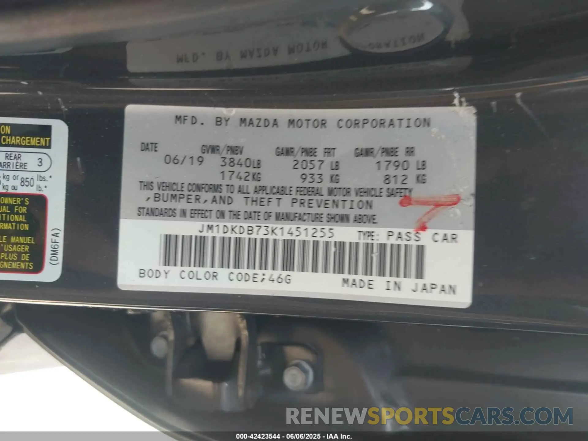 9 Photograph of a damaged car JM1DKDB73K1451255 MAZDA CX-3 2019