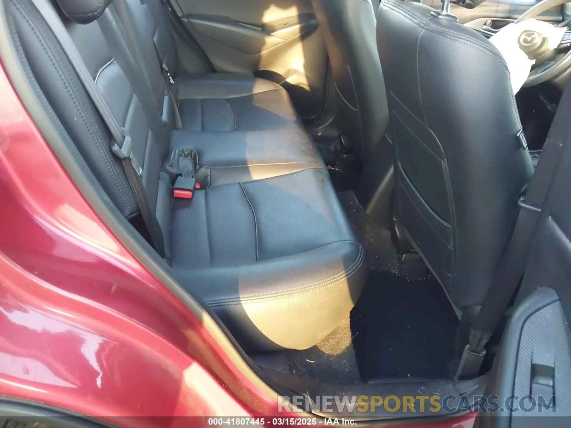 8 Photograph of a damaged car JM1DKDB78K0441908 MAZDA CX-3 2019