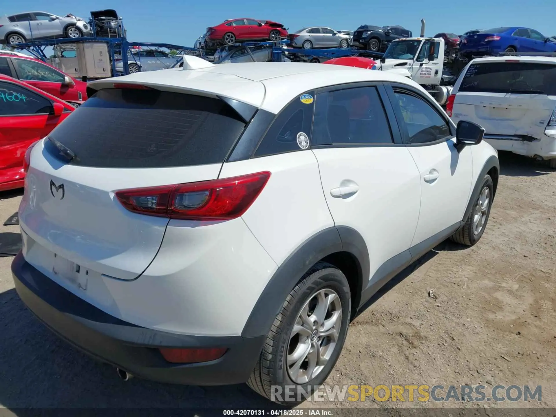 4 Photograph of a damaged car JM1DKDB79K0404043 MAZDA CX-3 2019