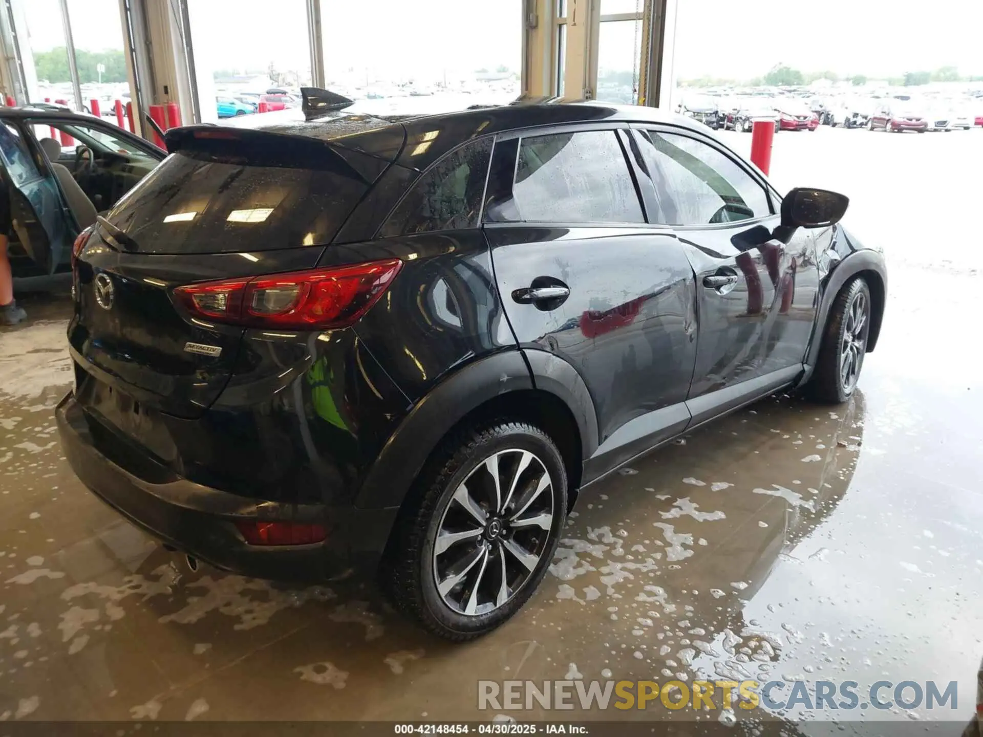 4 Photograph of a damaged car JM1DKDC70K0404219 MAZDA CX-3 2019