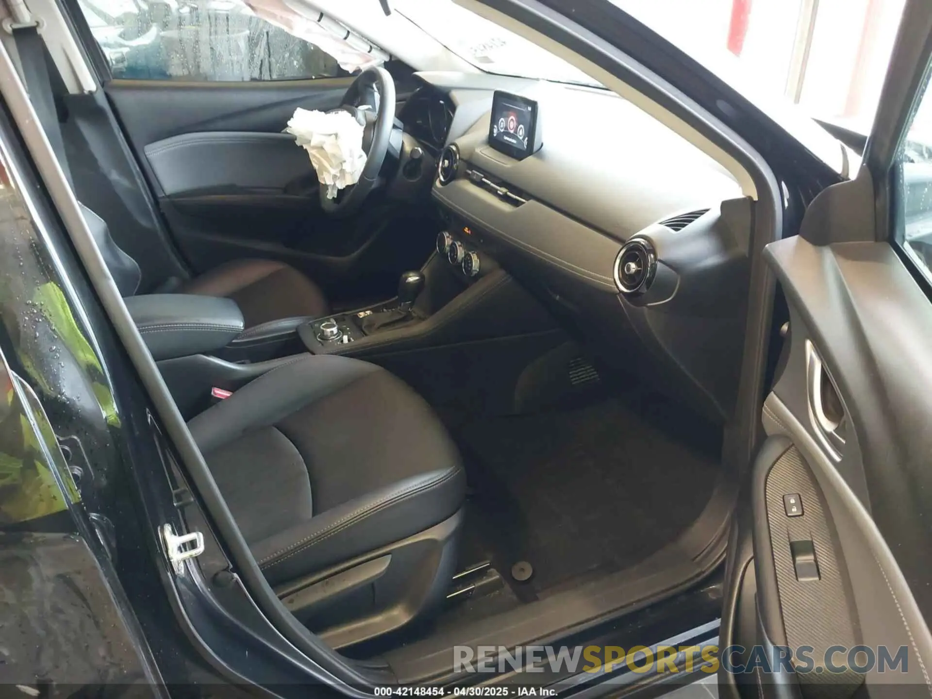 5 Photograph of a damaged car JM1DKDC70K0404219 MAZDA CX-3 2019