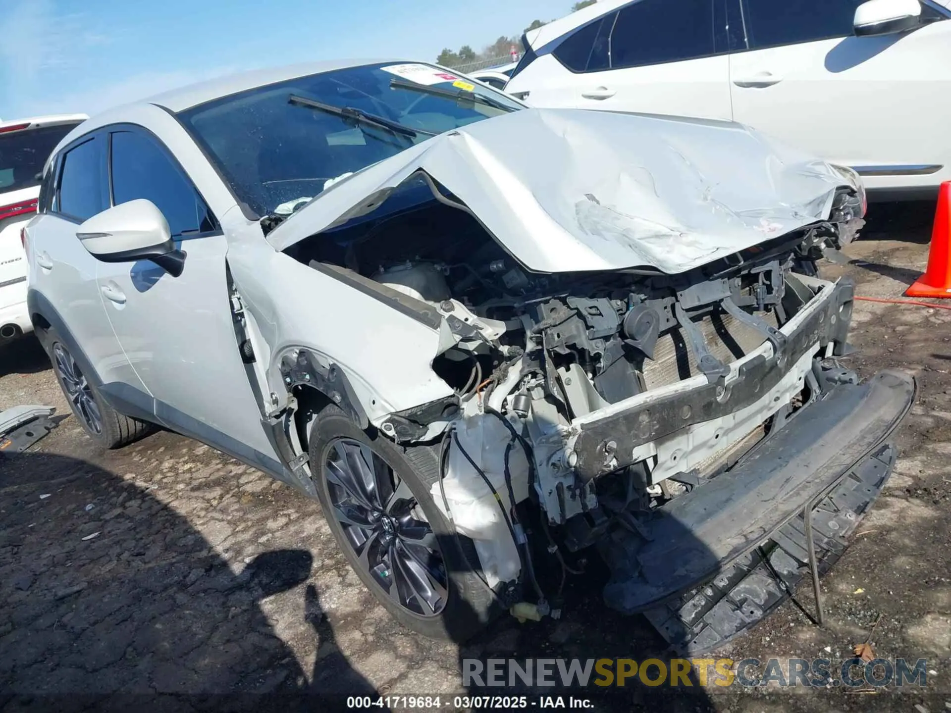 1 Photograph of a damaged car JM1DKDC70K1406403 MAZDA CX-3 2019