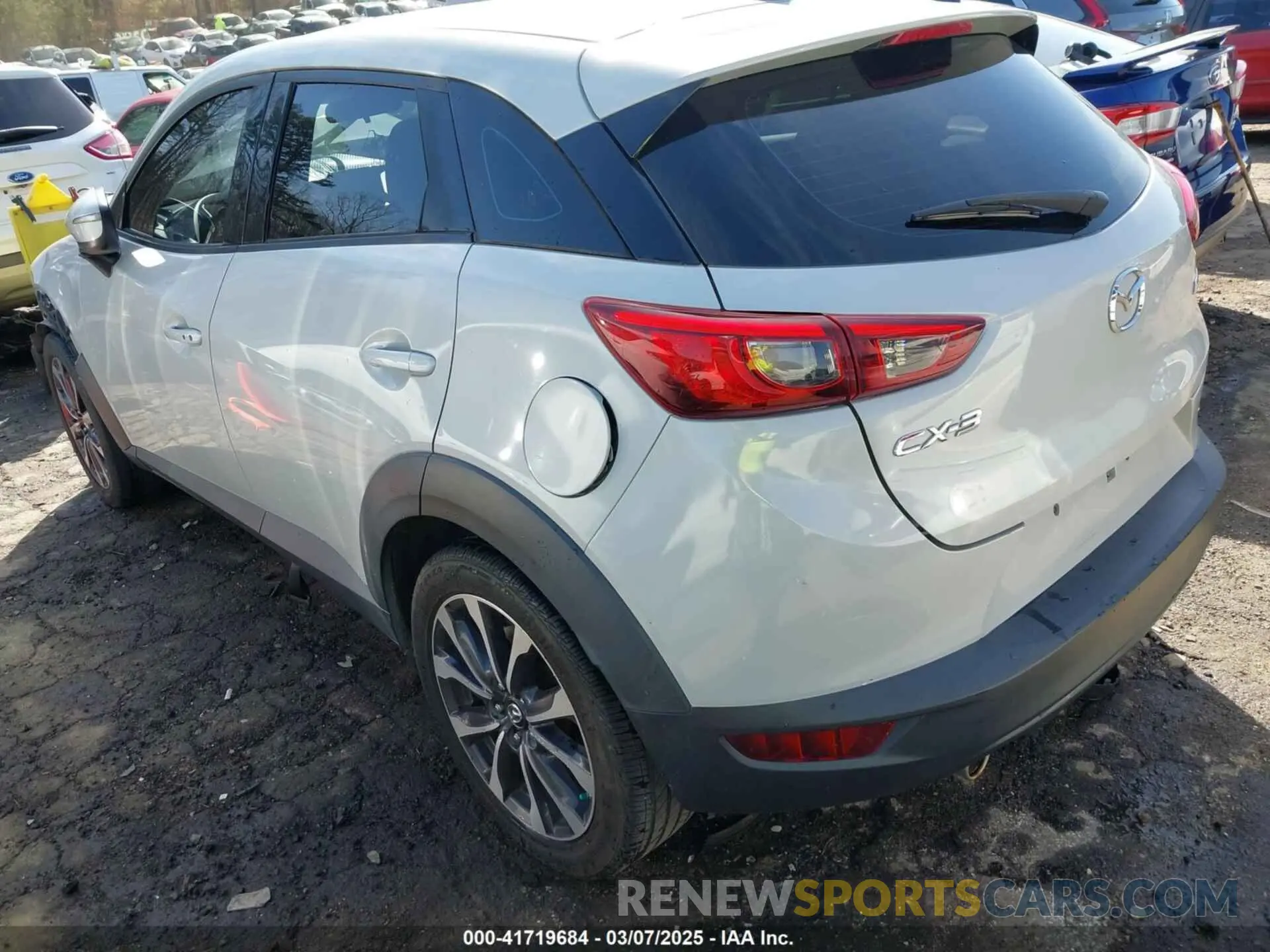 3 Photograph of a damaged car JM1DKDC70K1406403 MAZDA CX-3 2019