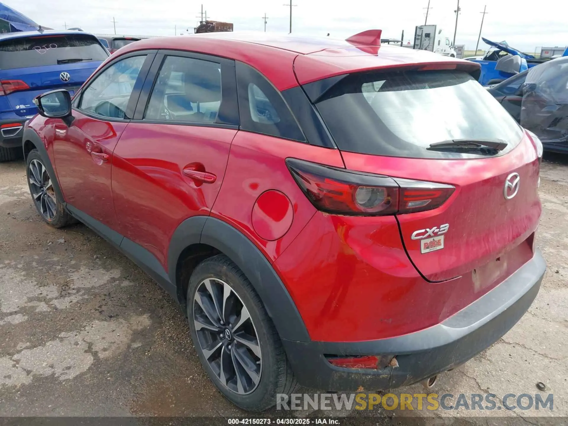3 Photograph of a damaged car JM1DKDC70K1439014 MAZDA CX-3 2019