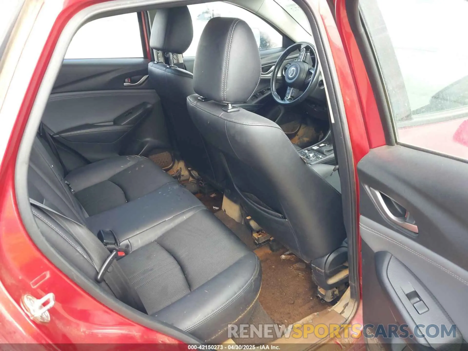 8 Photograph of a damaged car JM1DKDC70K1439014 MAZDA CX-3 2019