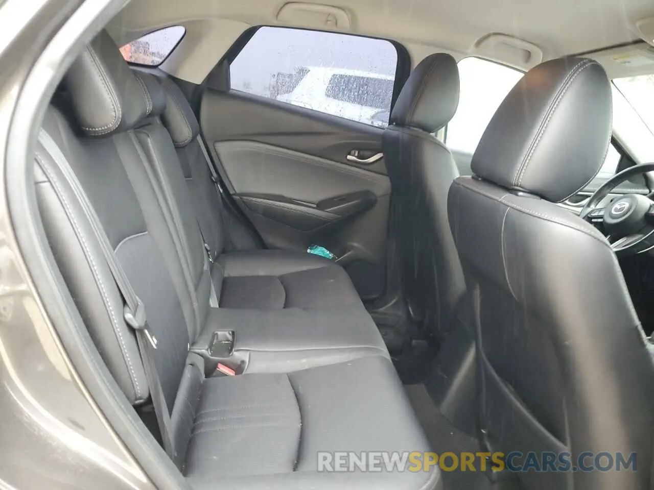 10 Photograph of a damaged car JM1DKDC71K1408158 MAZDA CX-3 2019