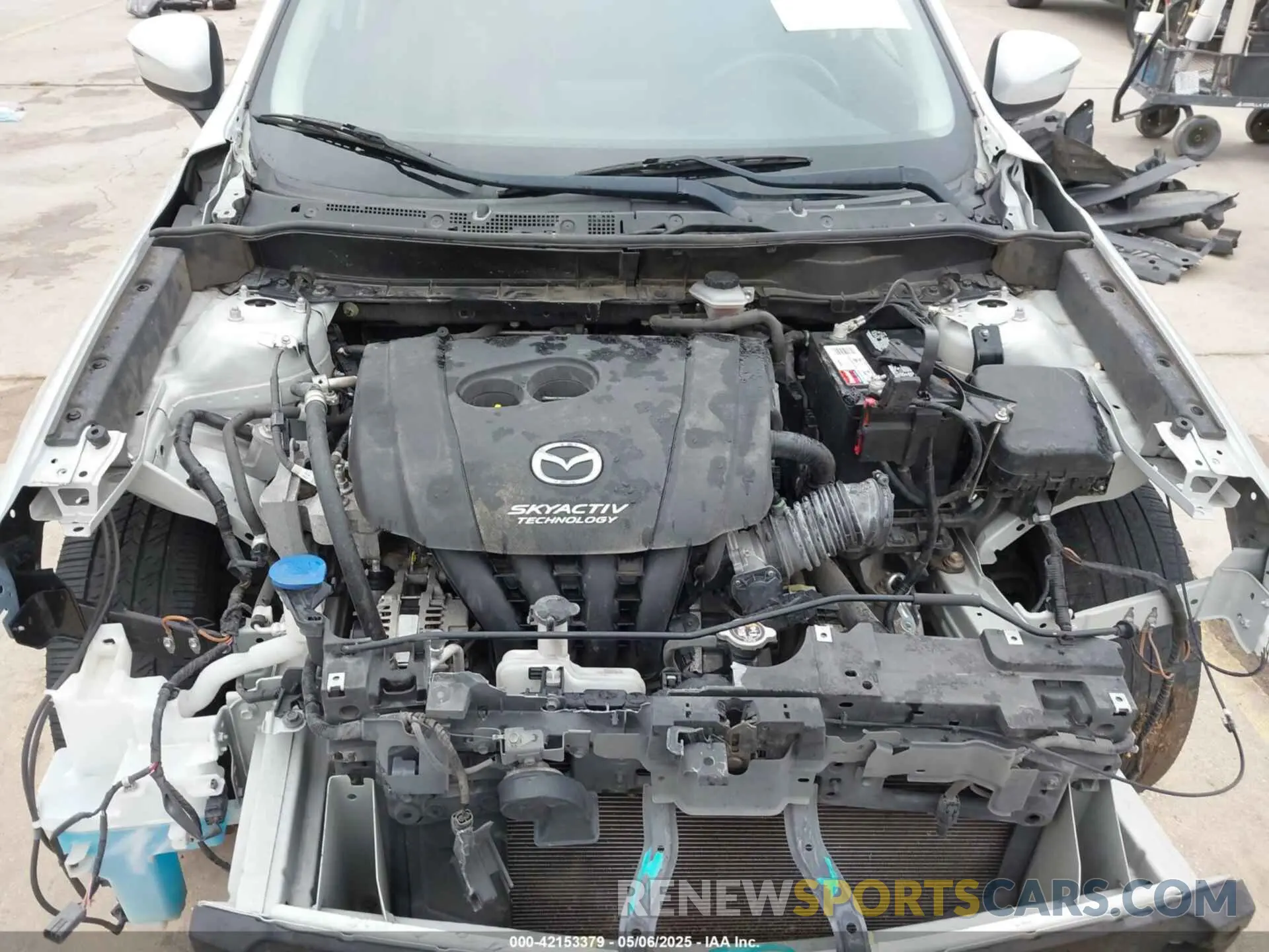 10 Photograph of a damaged car JM1DKDC71K1420987 MAZDA CX-3 2019
