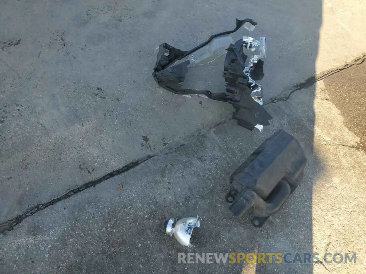 13 Photograph of a damaged car JM1DKDC71K1446750 MAZDA CX-3 2019