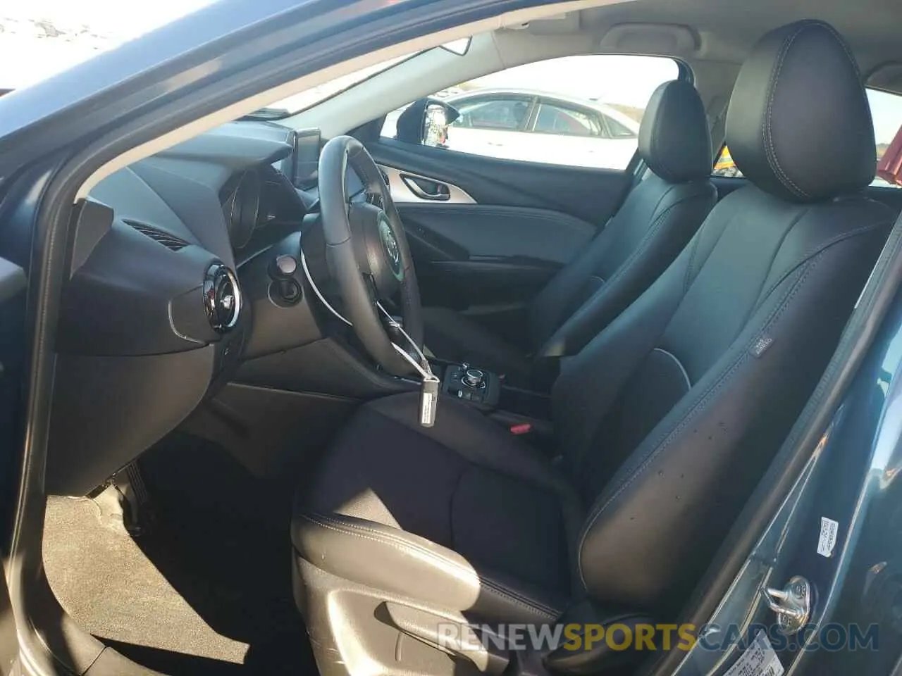 7 Photograph of a damaged car JM1DKDC71K1446750 MAZDA CX-3 2019