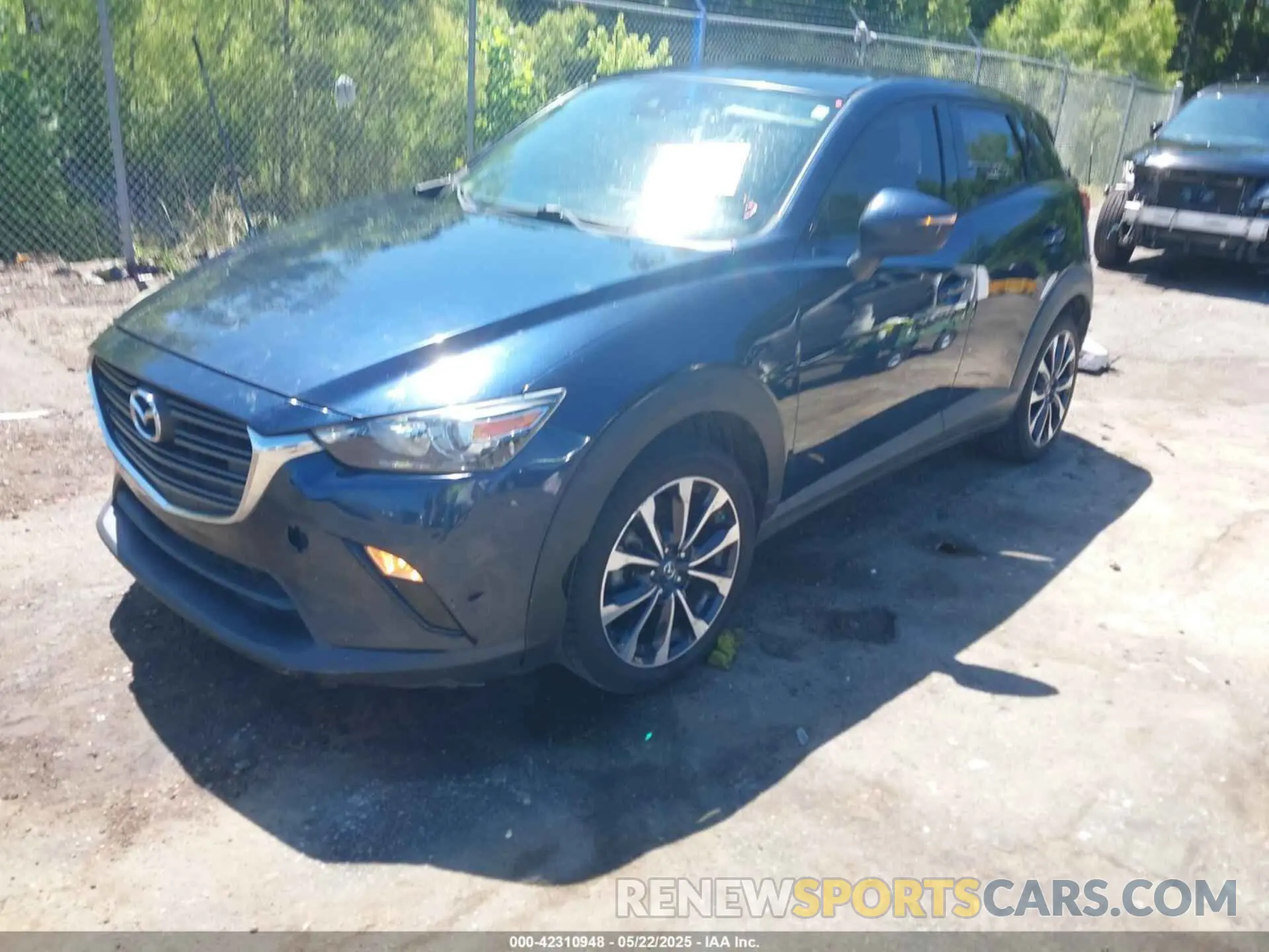 2 Photograph of a damaged car JM1DKDC72K0402522 MAZDA CX-3 2019
