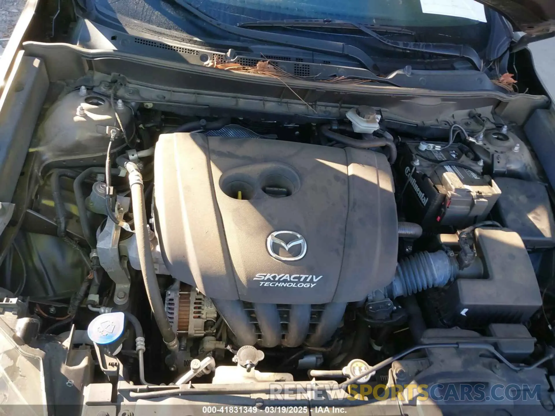 10 Photograph of a damaged car JM1DKDC76K0404001 MAZDA CX-3 2019