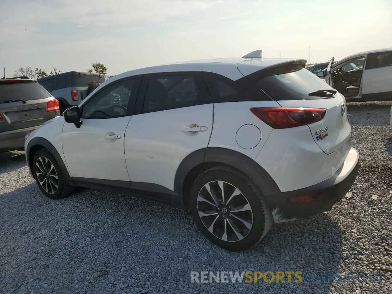 2 Photograph of a damaged car JM1DKDC76K1401187 MAZDA CX-3 2019