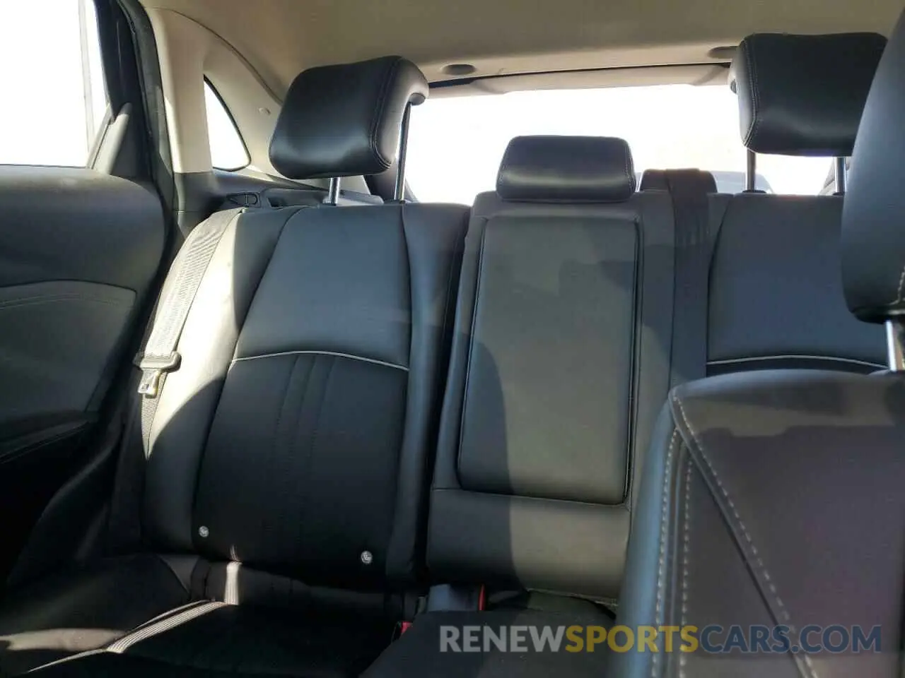10 Photograph of a damaged car JM1DKDC77K1460216 MAZDA CX-3 2019