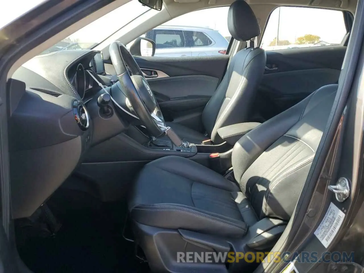 7 Photograph of a damaged car JM1DKDC77K1460216 MAZDA CX-3 2019