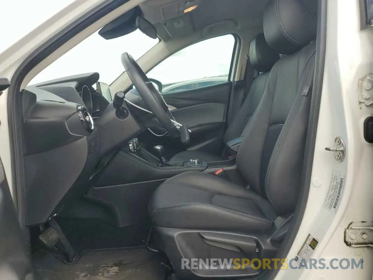 7 Photograph of a damaged car JM1DKDC78K1446163 MAZDA CX-3 2019