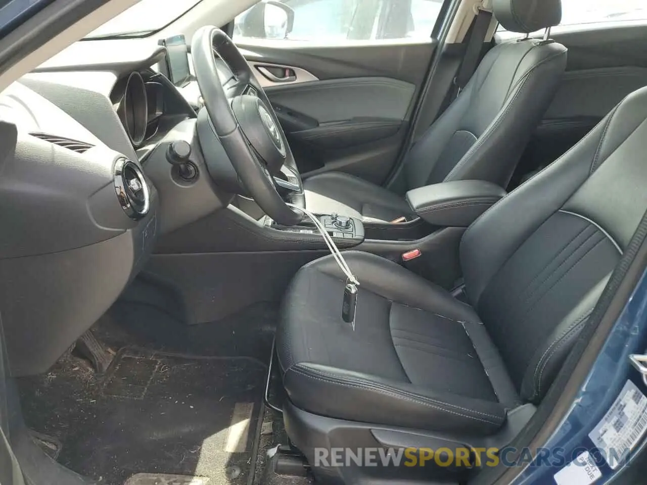7 Photograph of a damaged car JM1DKDC79K0403635 MAZDA CX-3 2019