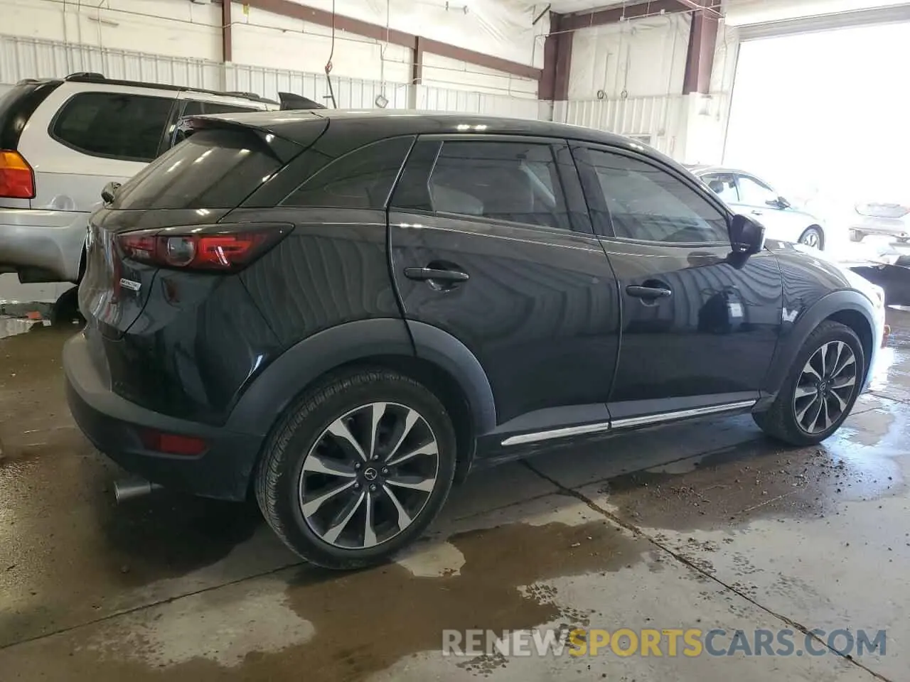3 Photograph of a damaged car JM1DKDD72K1401203 MAZDA CX-3 2019