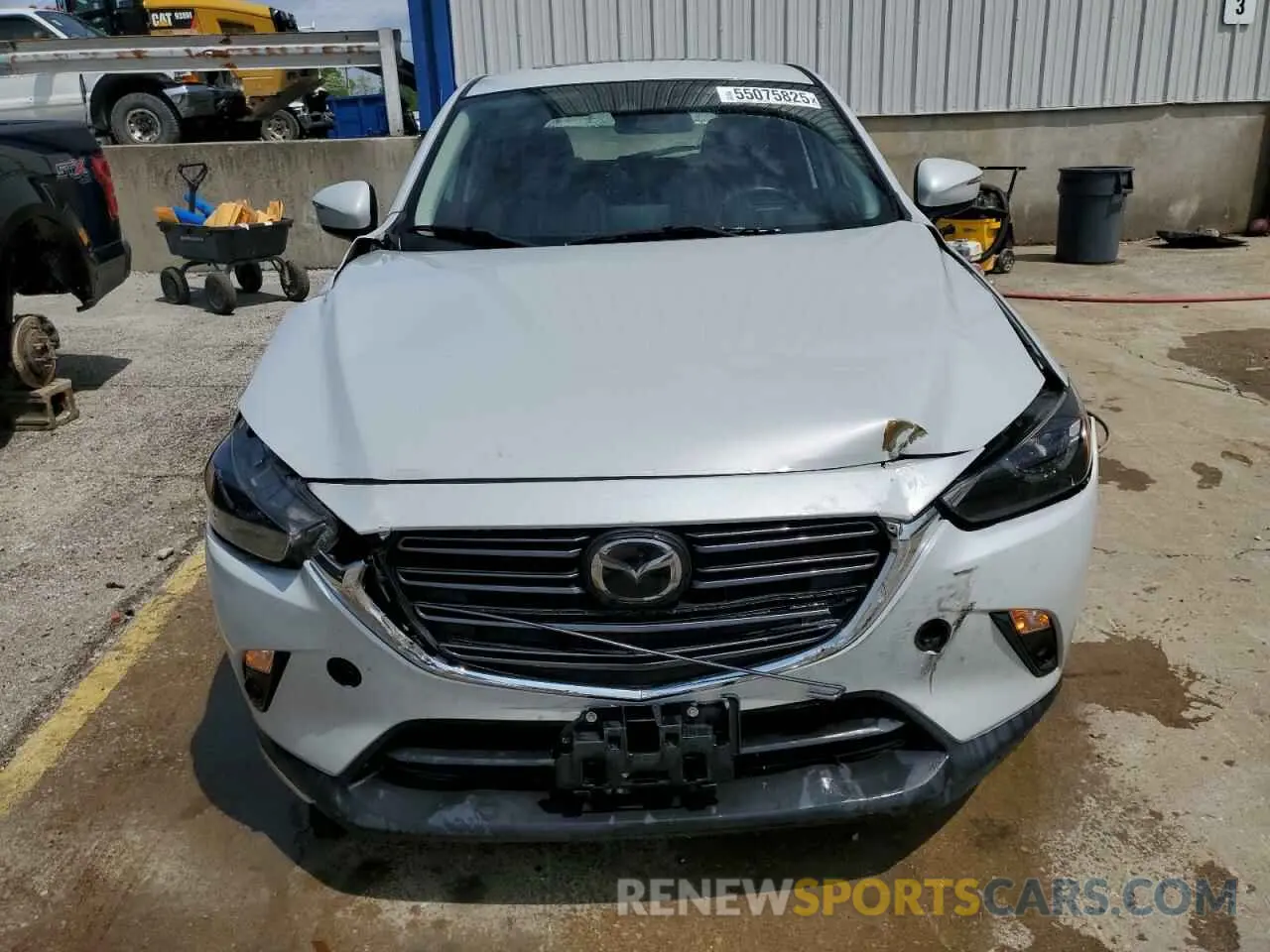 5 Photograph of a damaged car JM1DKDD78K0402295 MAZDA CX-3 2019