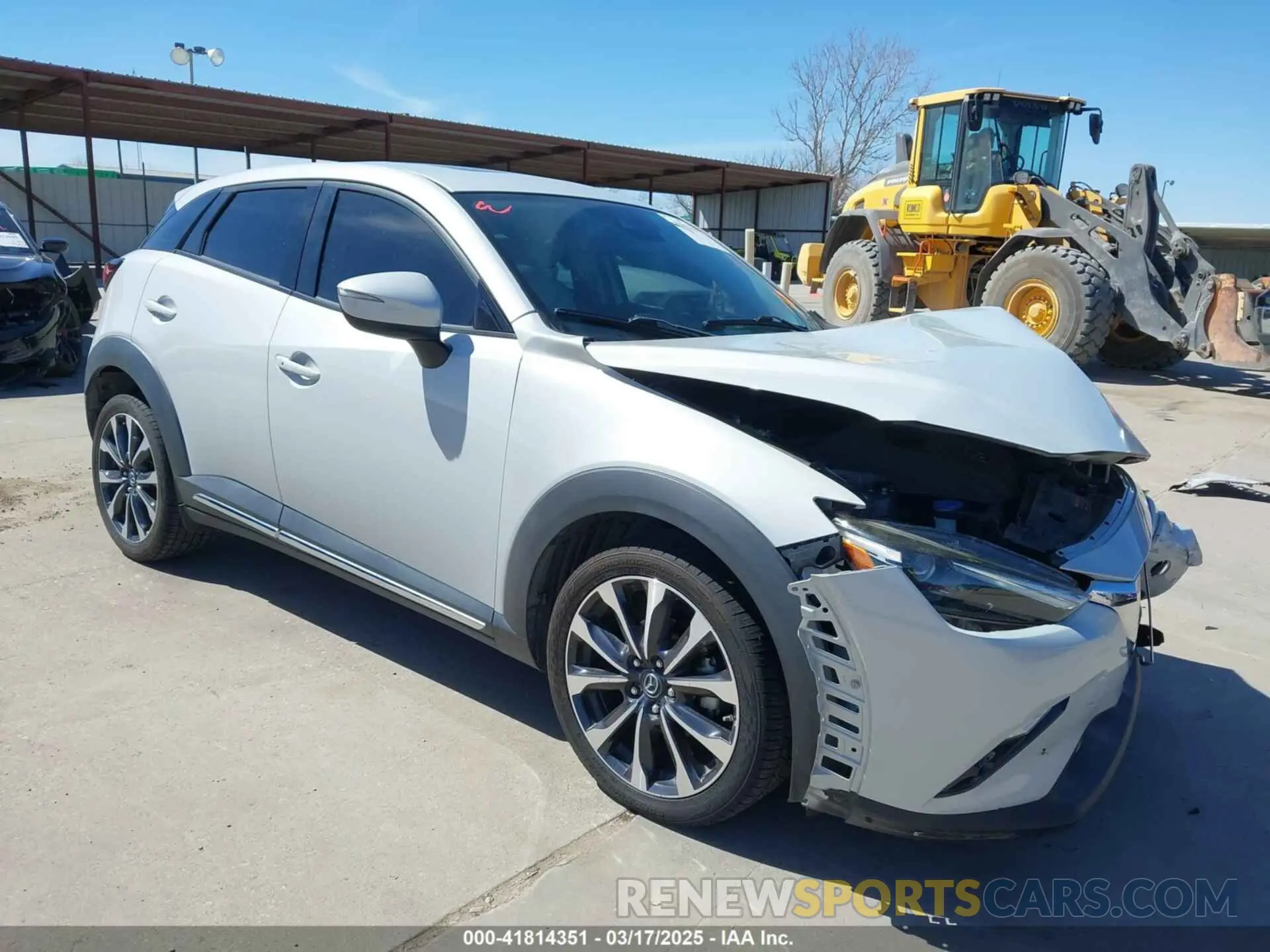 1 Photograph of a damaged car JM1DKDD78K0408033 MAZDA CX-3 2019