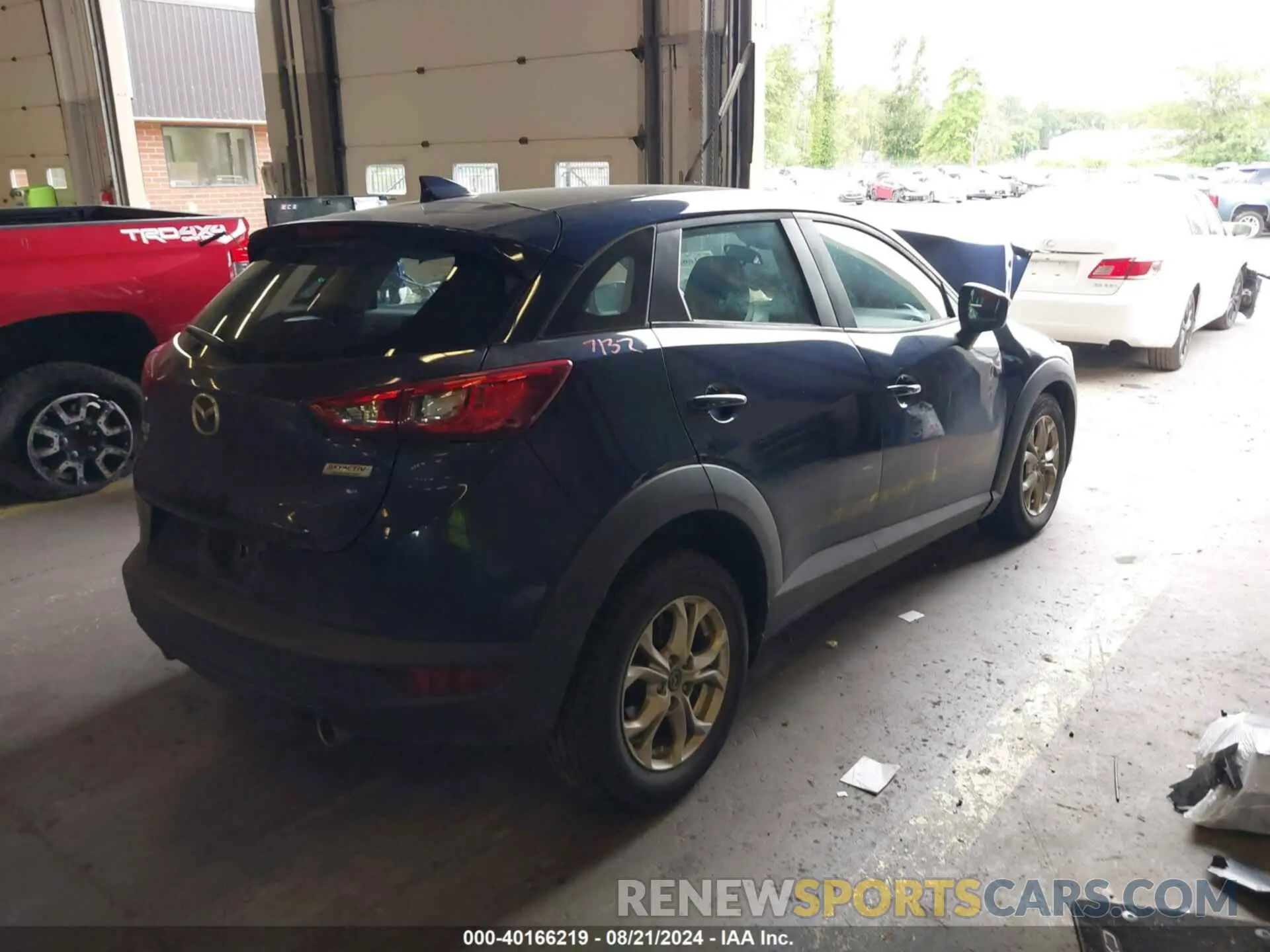 4 Photograph of a damaged car JM1DKFB70K1453573 MAZDA CX-3 2019