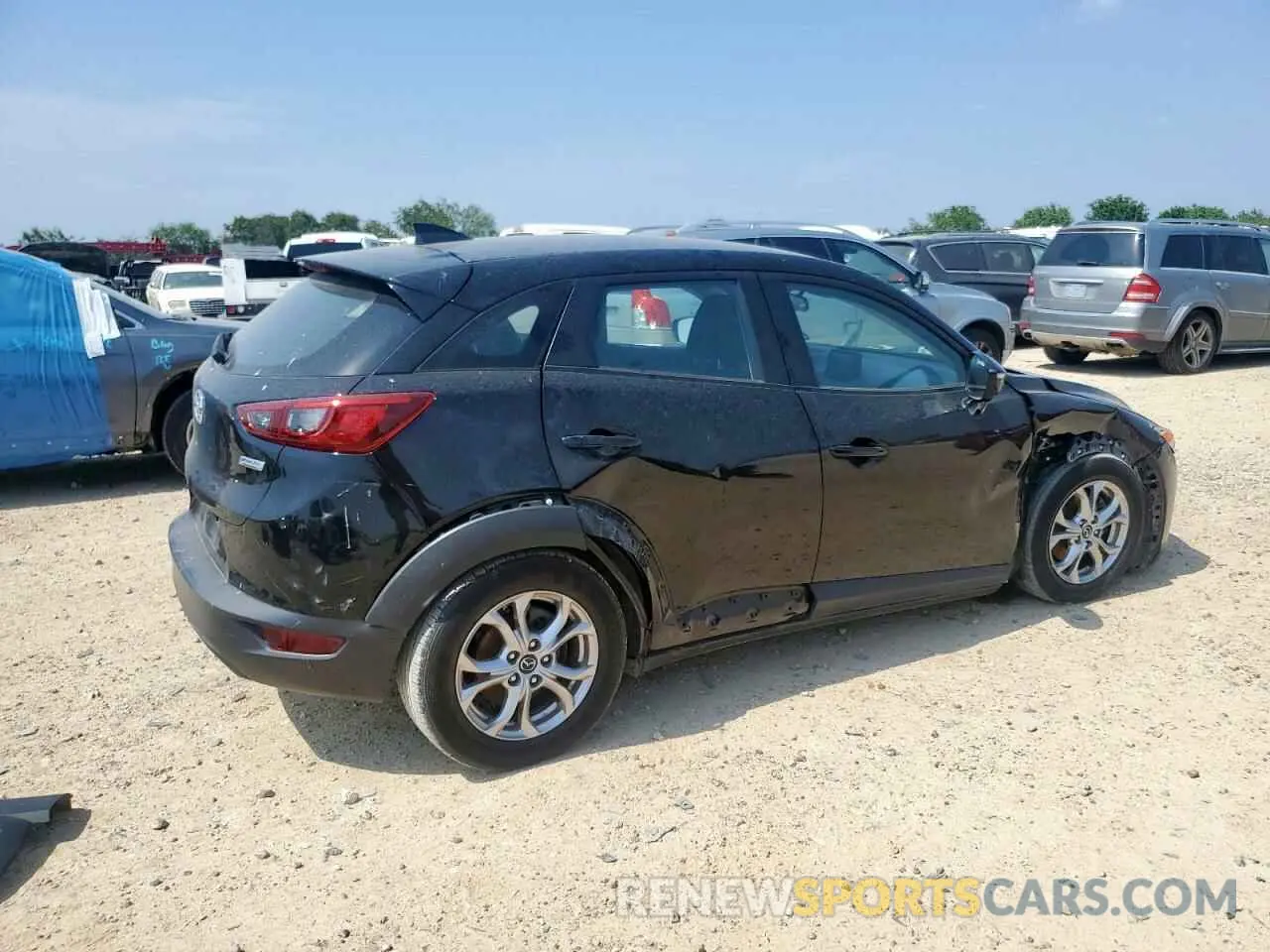 3 Photograph of a damaged car JM1DKFB72K1460962 MAZDA CX-3 2019