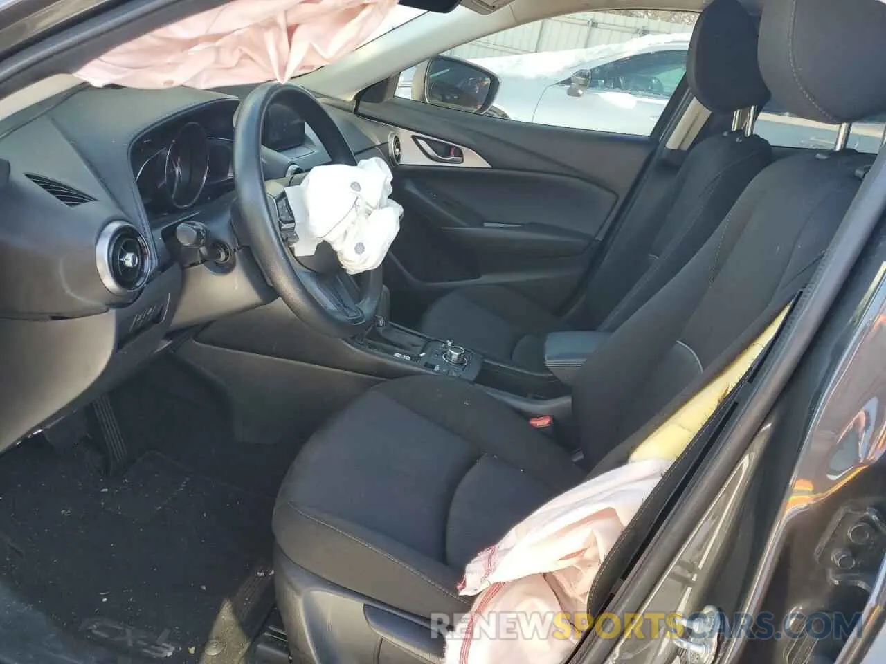 7 Photograph of a damaged car JM1DKFB73K0406480 MAZDA CX-3 2019