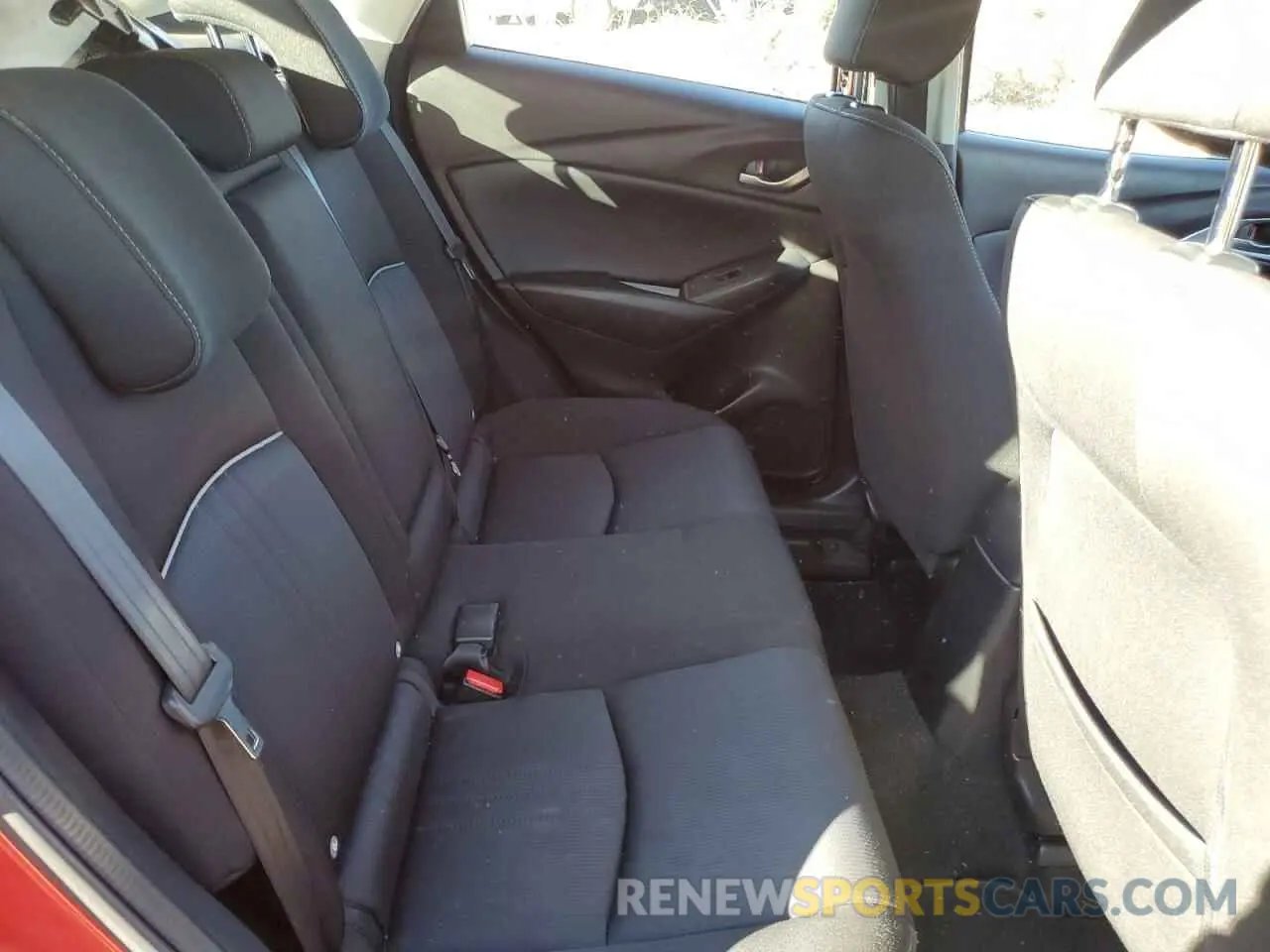 10 Photograph of a damaged car JM1DKFB73K0411887 MAZDA CX-3 2019