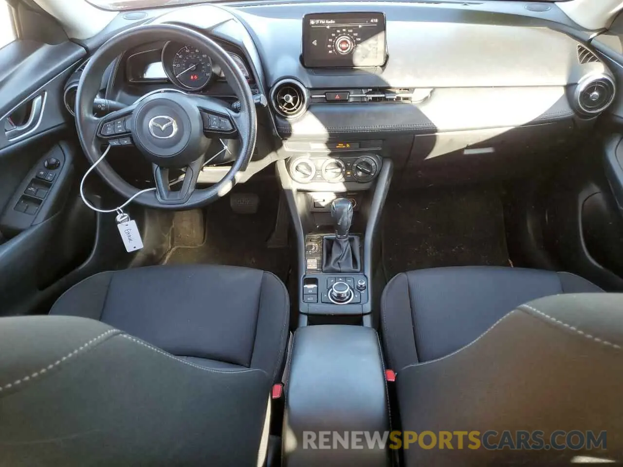 8 Photograph of a damaged car JM1DKFB73K0411887 MAZDA CX-3 2019