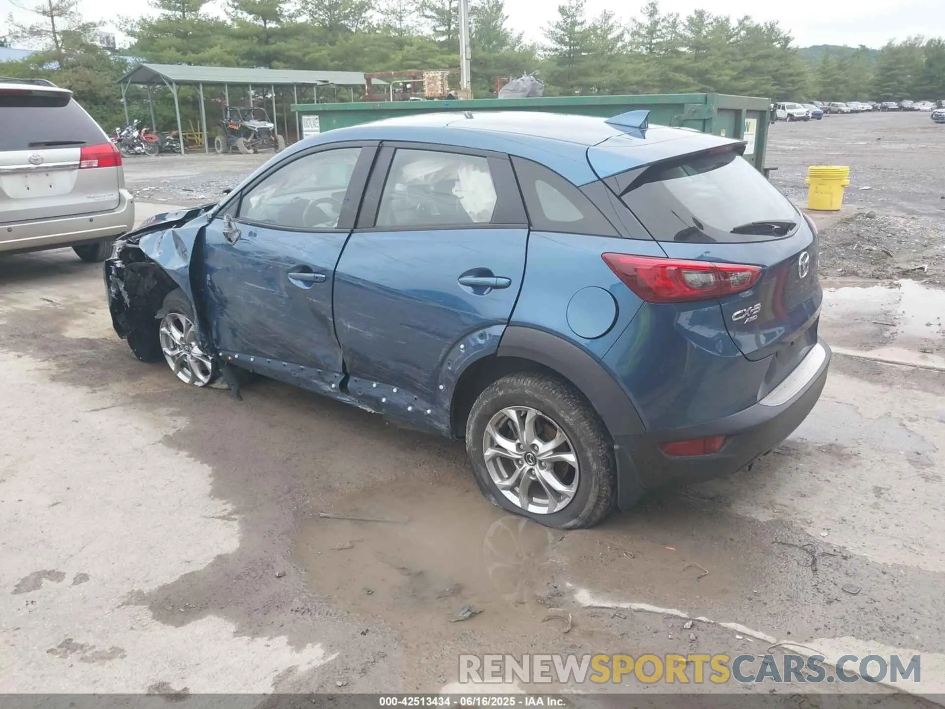 3 Photograph of a damaged car JM1DKFB74K1460042 MAZDA CX-3 2019