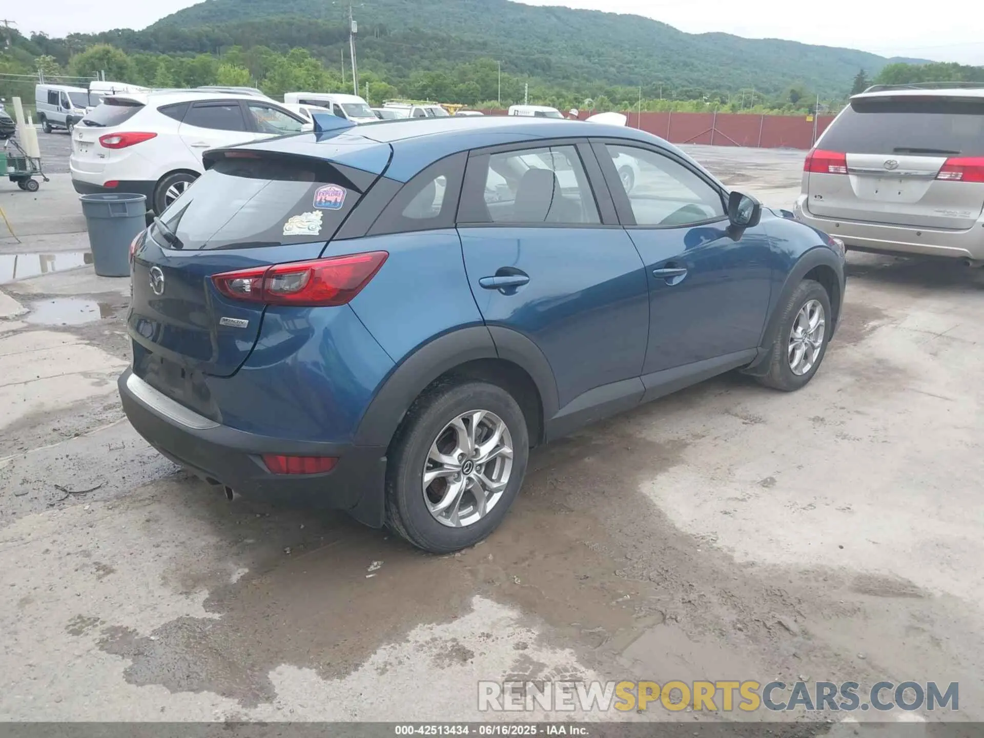 4 Photograph of a damaged car JM1DKFB74K1460042 MAZDA CX-3 2019
