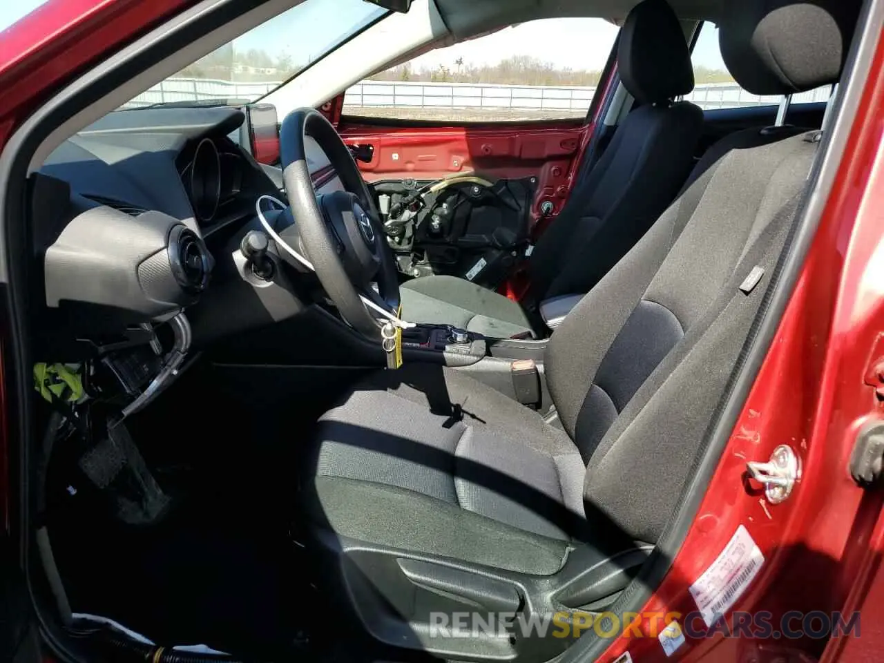 7 Photograph of a damaged car JM1DKFB76K1447051 MAZDA CX-3 2019
