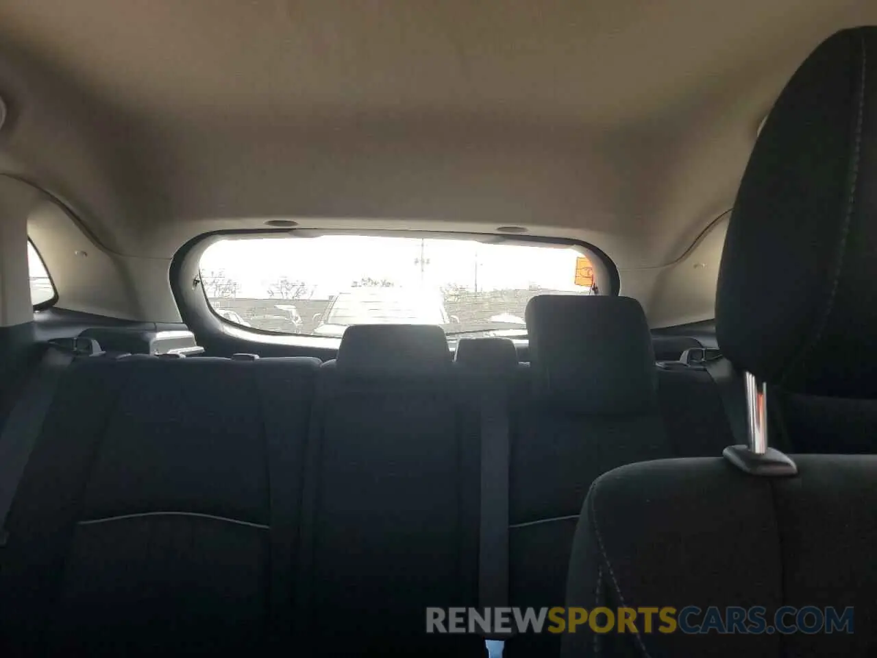 10 Photograph of a damaged car JM1DKFB78K0453777 MAZDA CX-3 2019