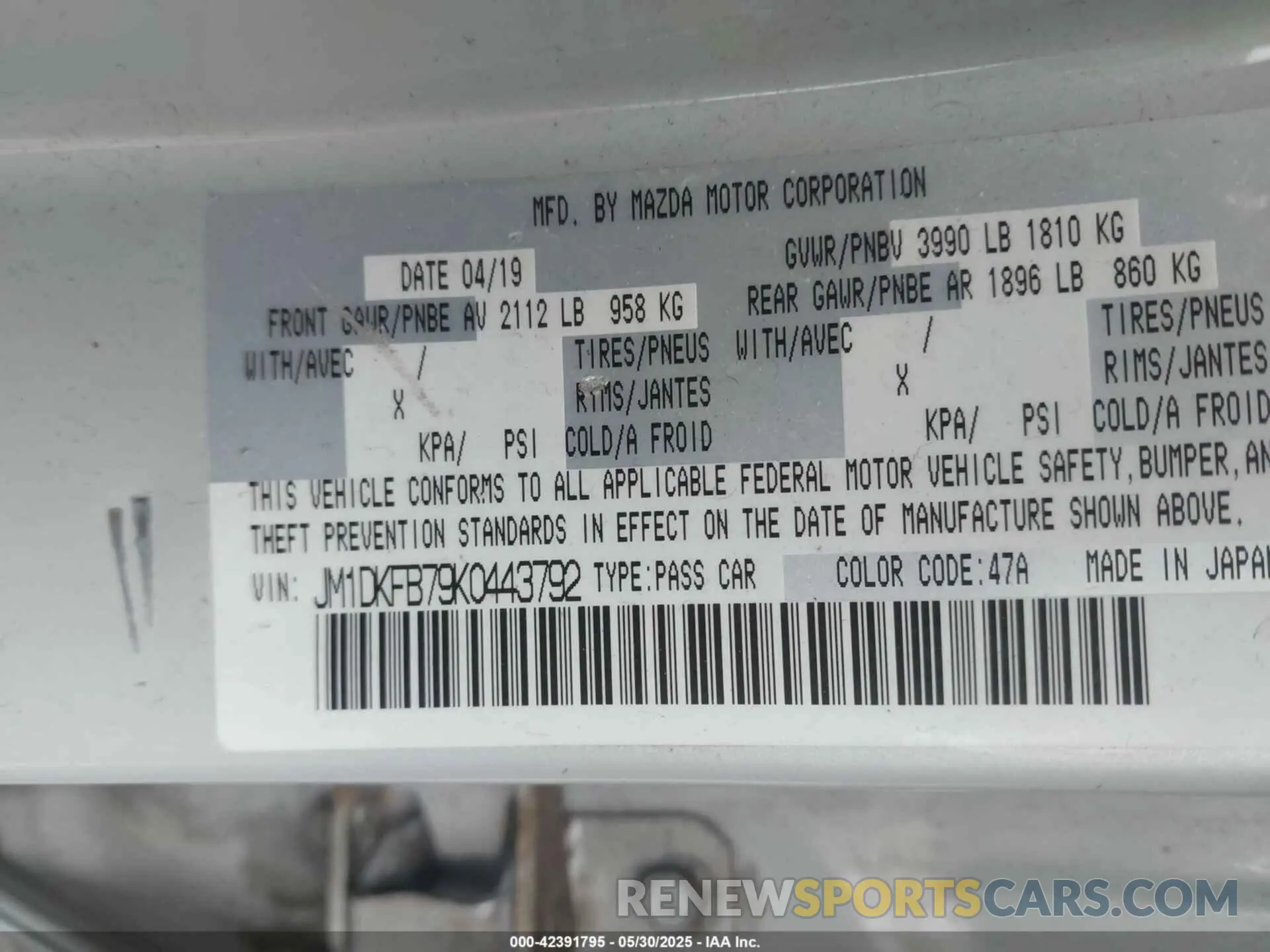 9 Photograph of a damaged car JM1DKFB79K0443792 MAZDA CX-3 2019