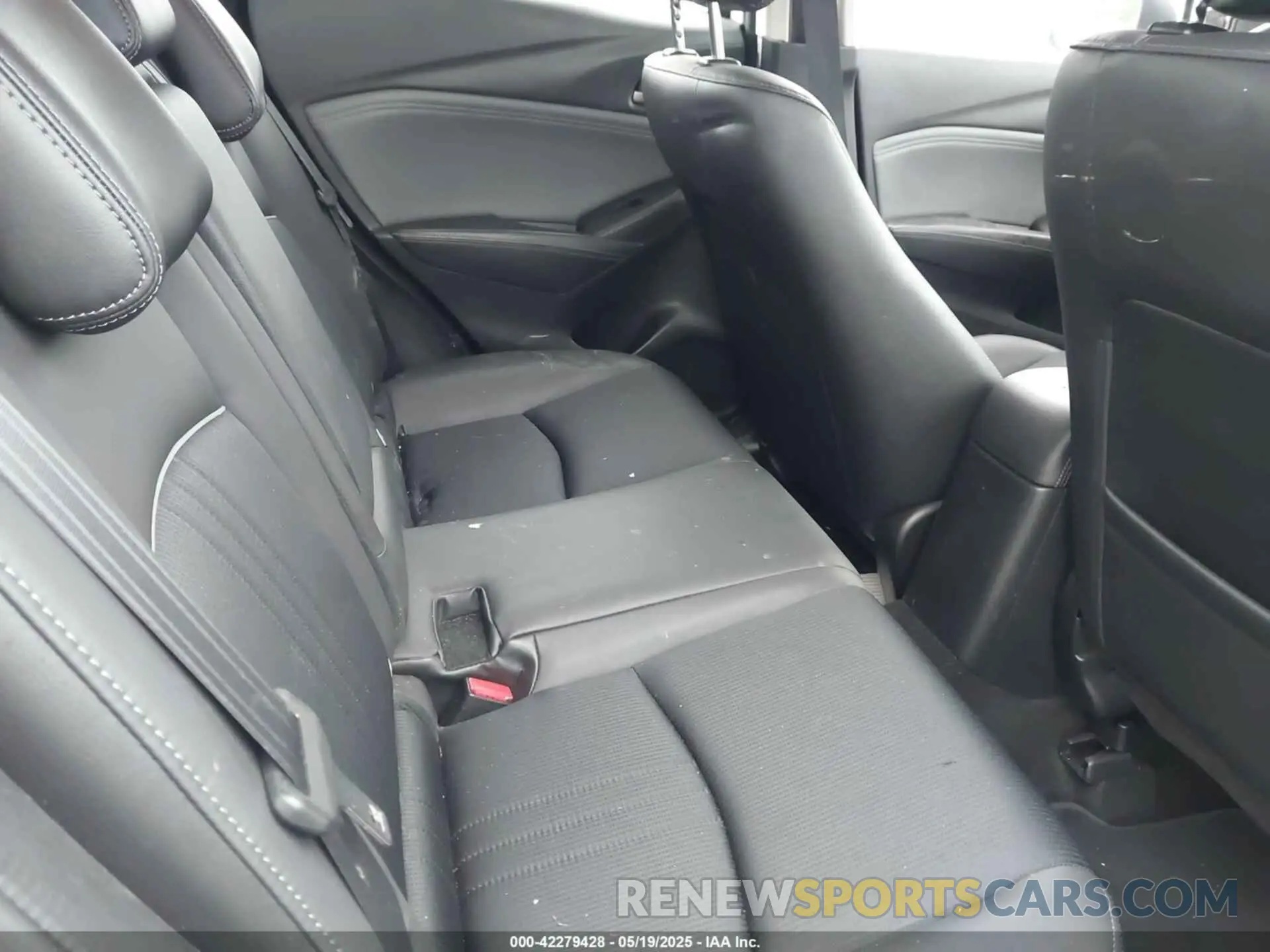8 Photograph of a damaged car JM1DKFC70K0424269 MAZDA CX-3 2019