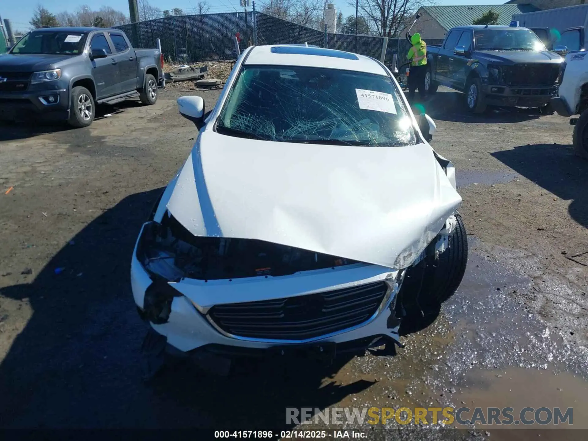 12 Photograph of a damaged car JM1DKFC70K0428242 MAZDA CX-3 2019