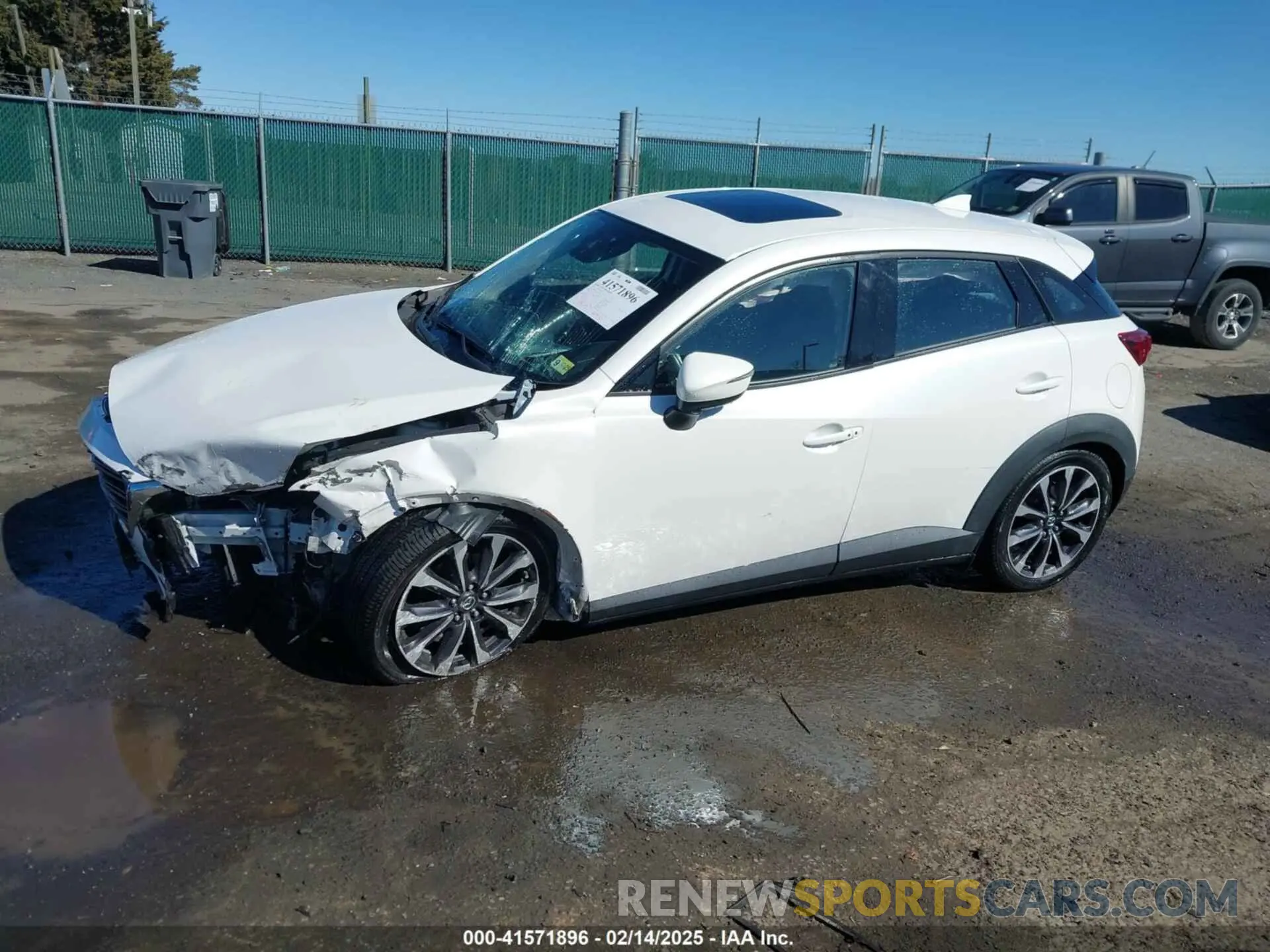 14 Photograph of a damaged car JM1DKFC70K0428242 MAZDA CX-3 2019