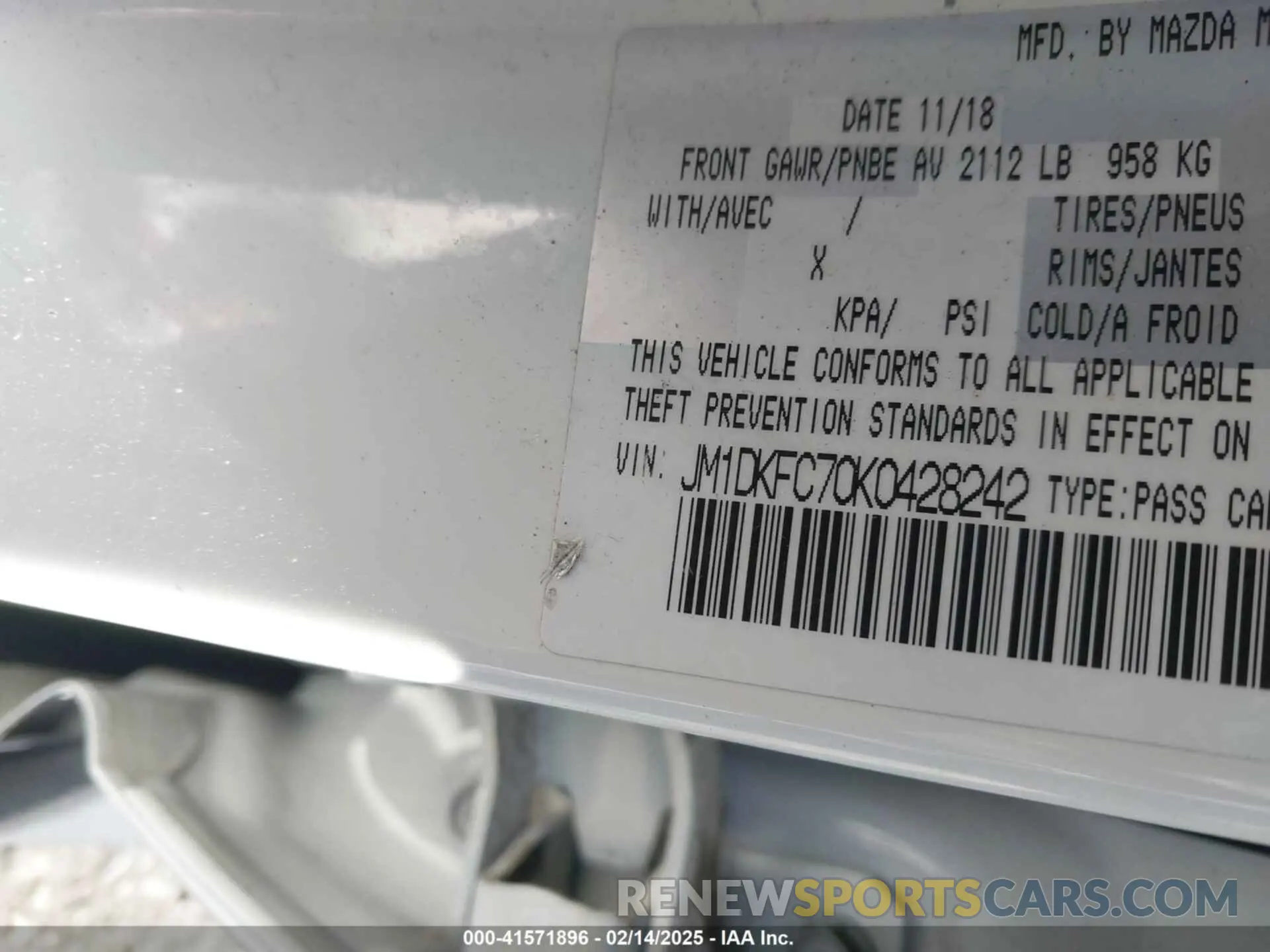 9 Photograph of a damaged car JM1DKFC70K0428242 MAZDA CX-3 2019