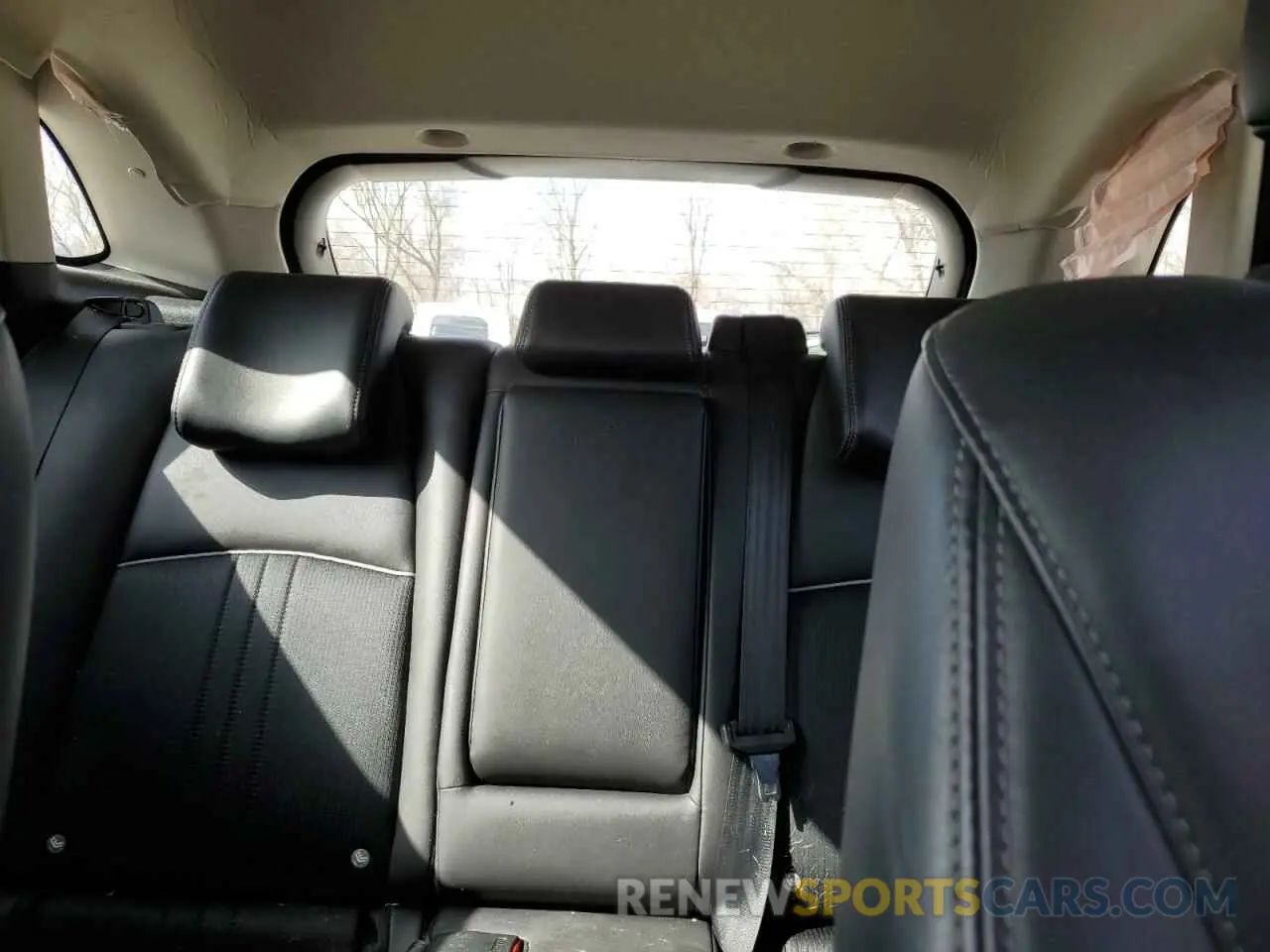 10 Photograph of a damaged car JM1DKFC72K1420105 MAZDA CX-3 2019