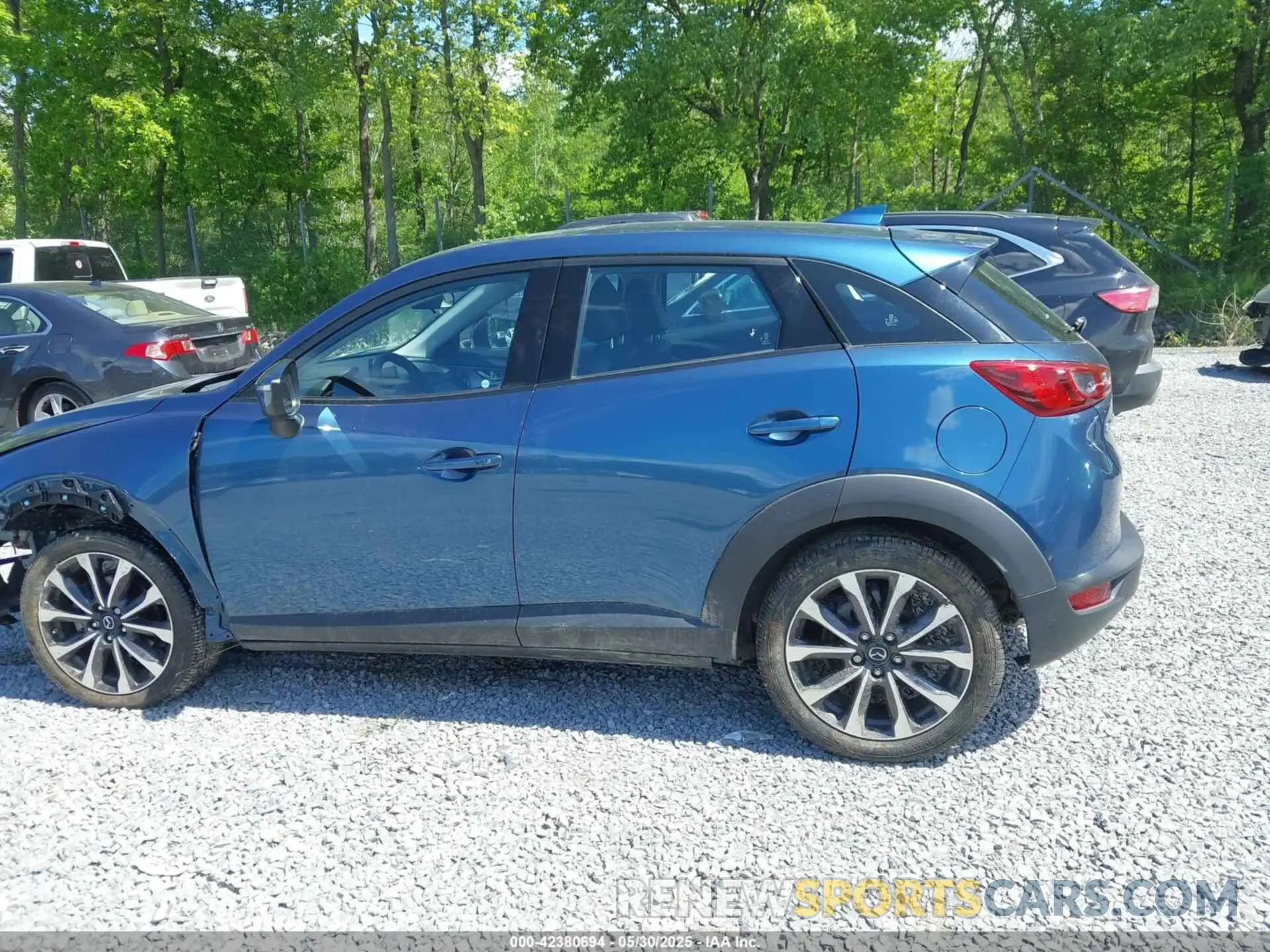 14 Photograph of a damaged car JM1DKFC72K1459583 MAZDA CX-3 2019